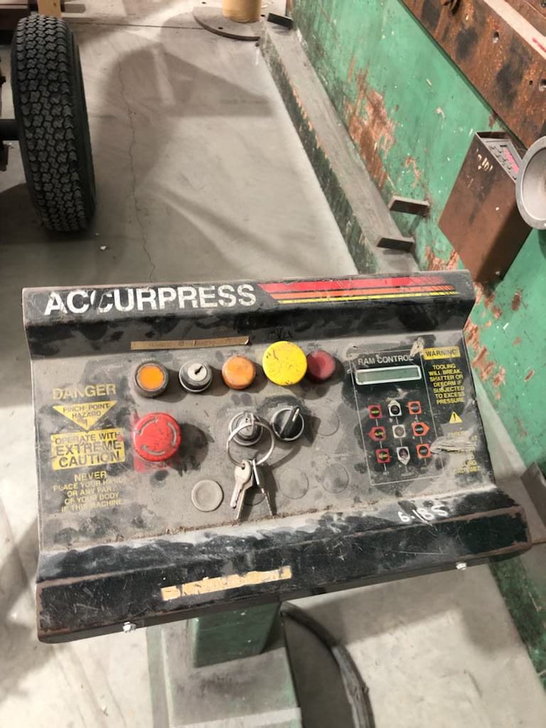 250 Ton x 14' Accurpress 725014 Press Brake, 1993 - Image 2