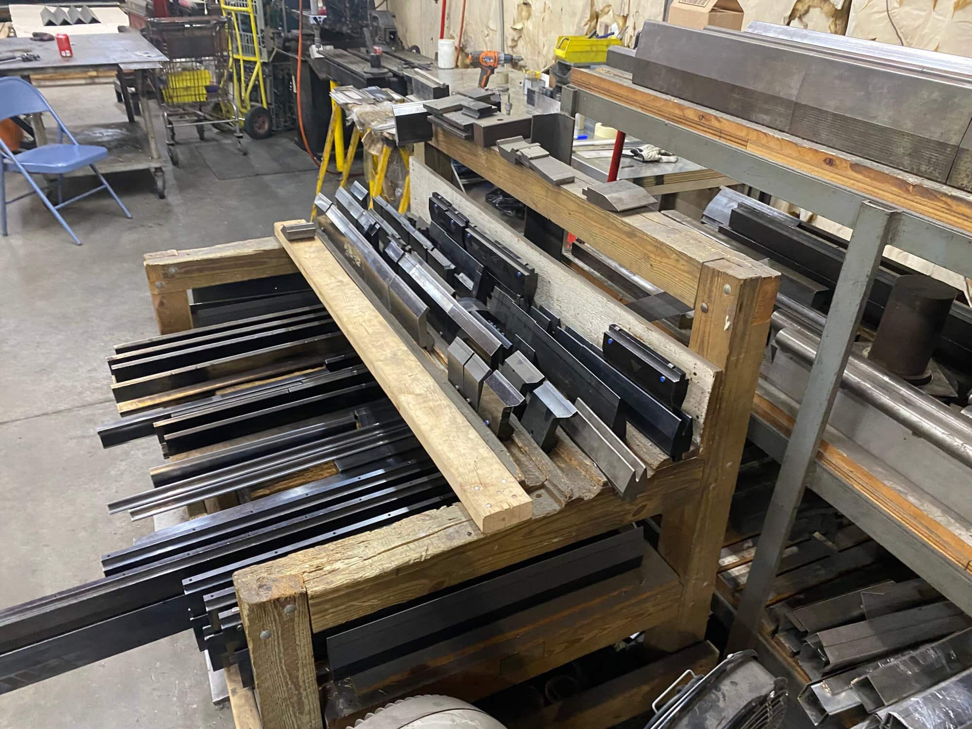 180 Ton X 13' Mitsubishi Dener Diamond Elite 16040 CNC Press Brake, 2012- X, R Axis Back Gauge, Lots of Tooling - Image 7