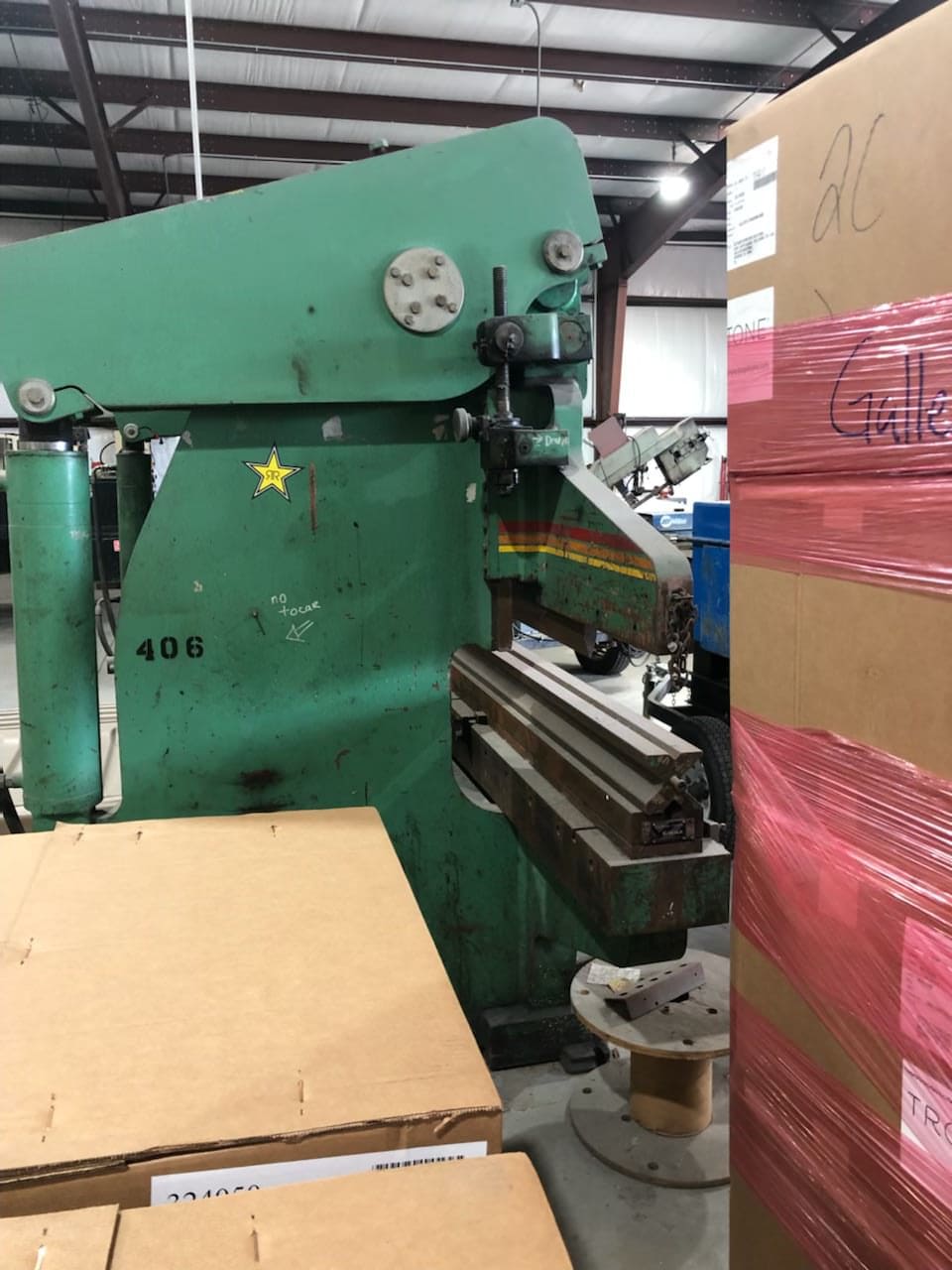 250 Ton x 14' Accurpress 725014 Press Brake, 1993 - Image 5