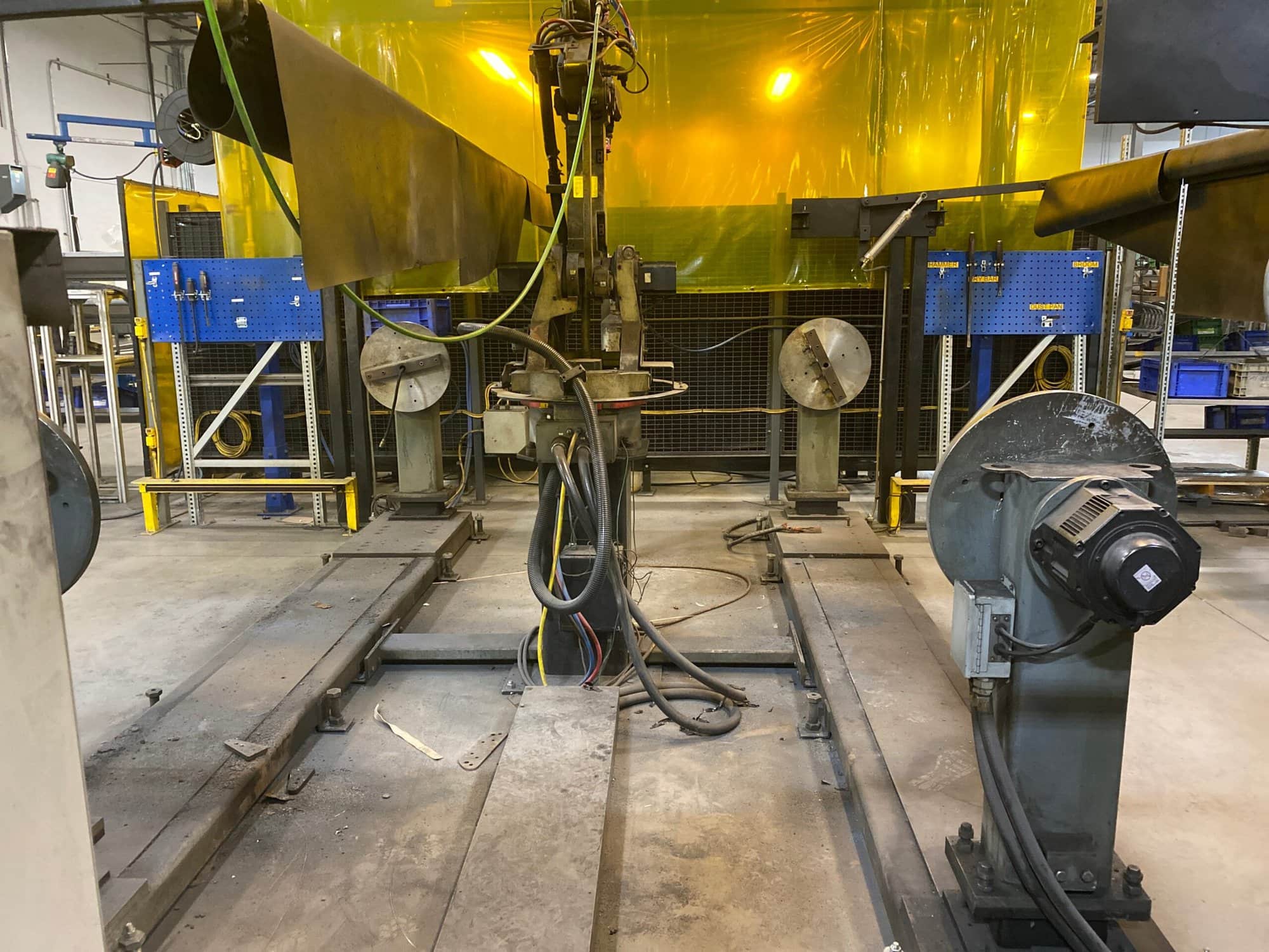 Yaskawa Motoman MRC TYPE ERCR-SK16-MA00 Welding Robot, 1998 - Dual Tables, Sensarc UC350 Welder (2) - Image 7