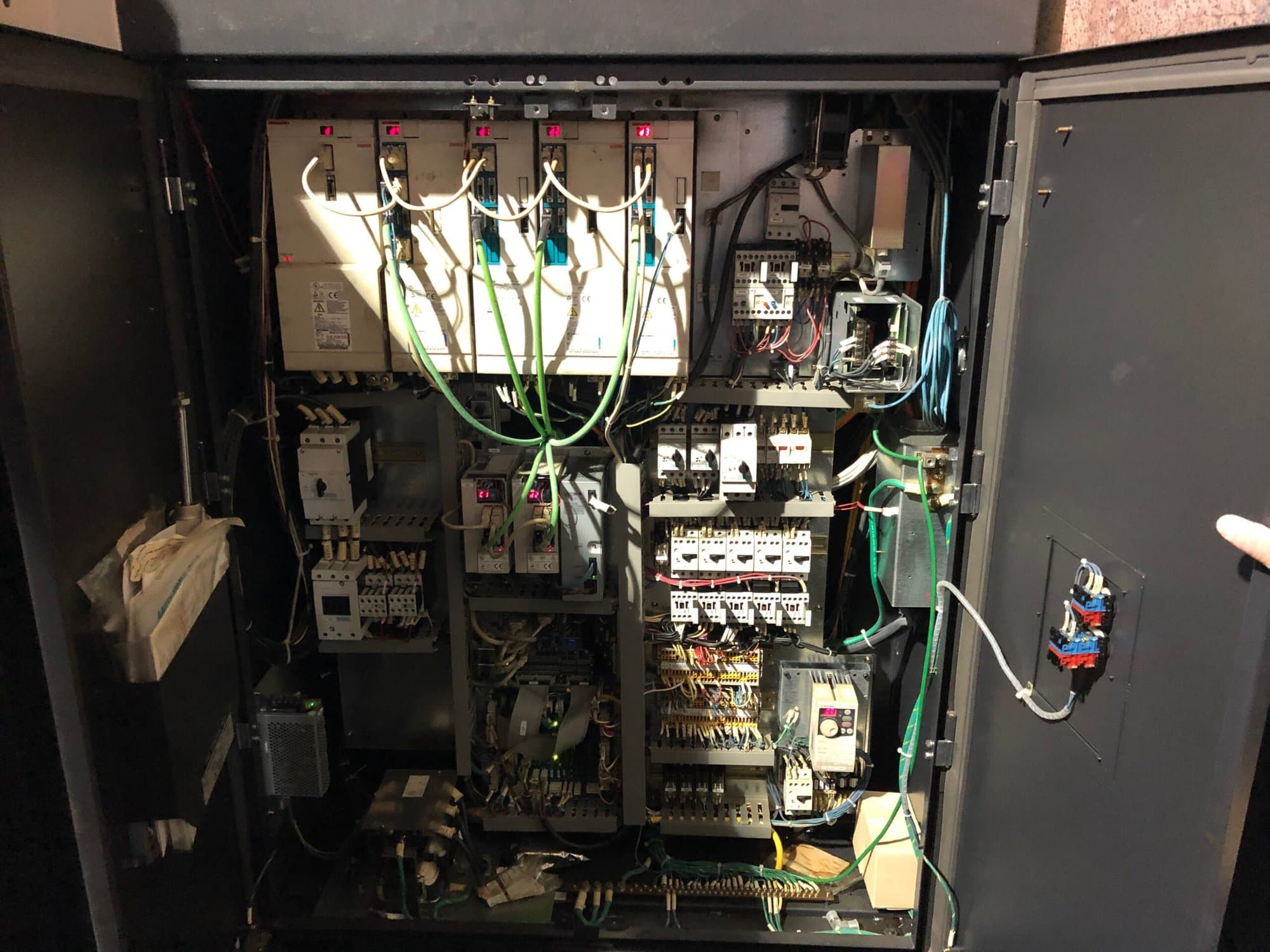 Mazak Nexus VCN-510C VMC, 2006 - Inspection Report, Pallet Changer, Video - Image 12