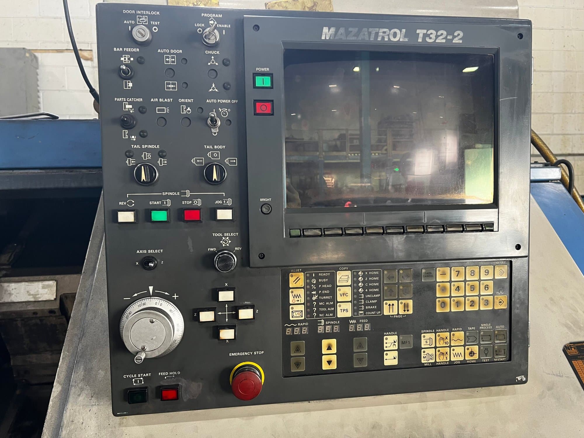 Mazak QT28 CNC Lathe, 1989 - Tailstock, Chip Conveyor - Image 5