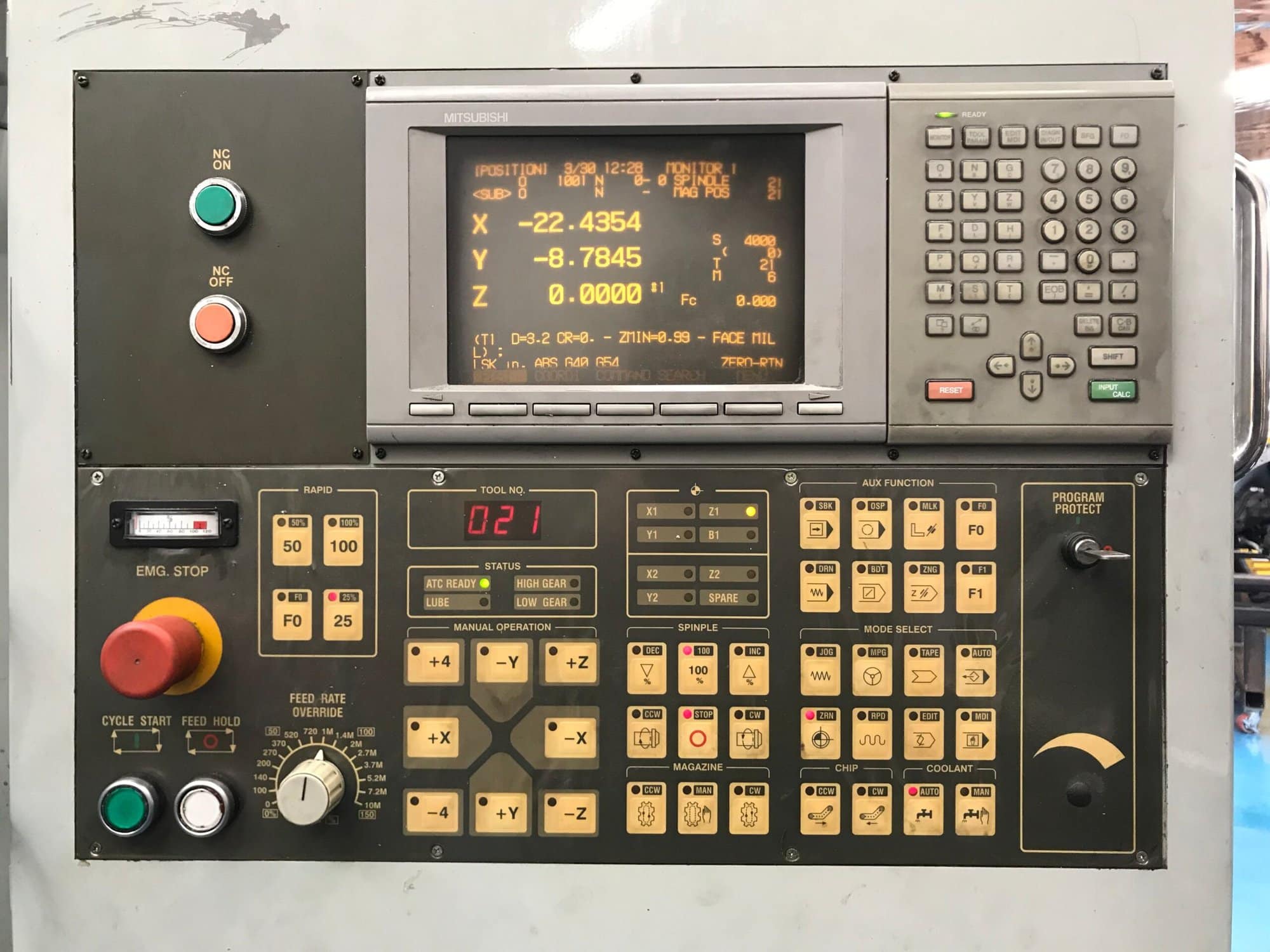 Akira Seiki Performa V-4C VMC, 2001 - Image 2
