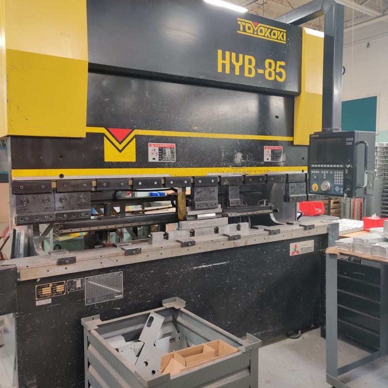 85 Ton x 8' Toyokoki HYB-8525 Hybrid Press Brake, 2001- 4 Axis Back Gauge