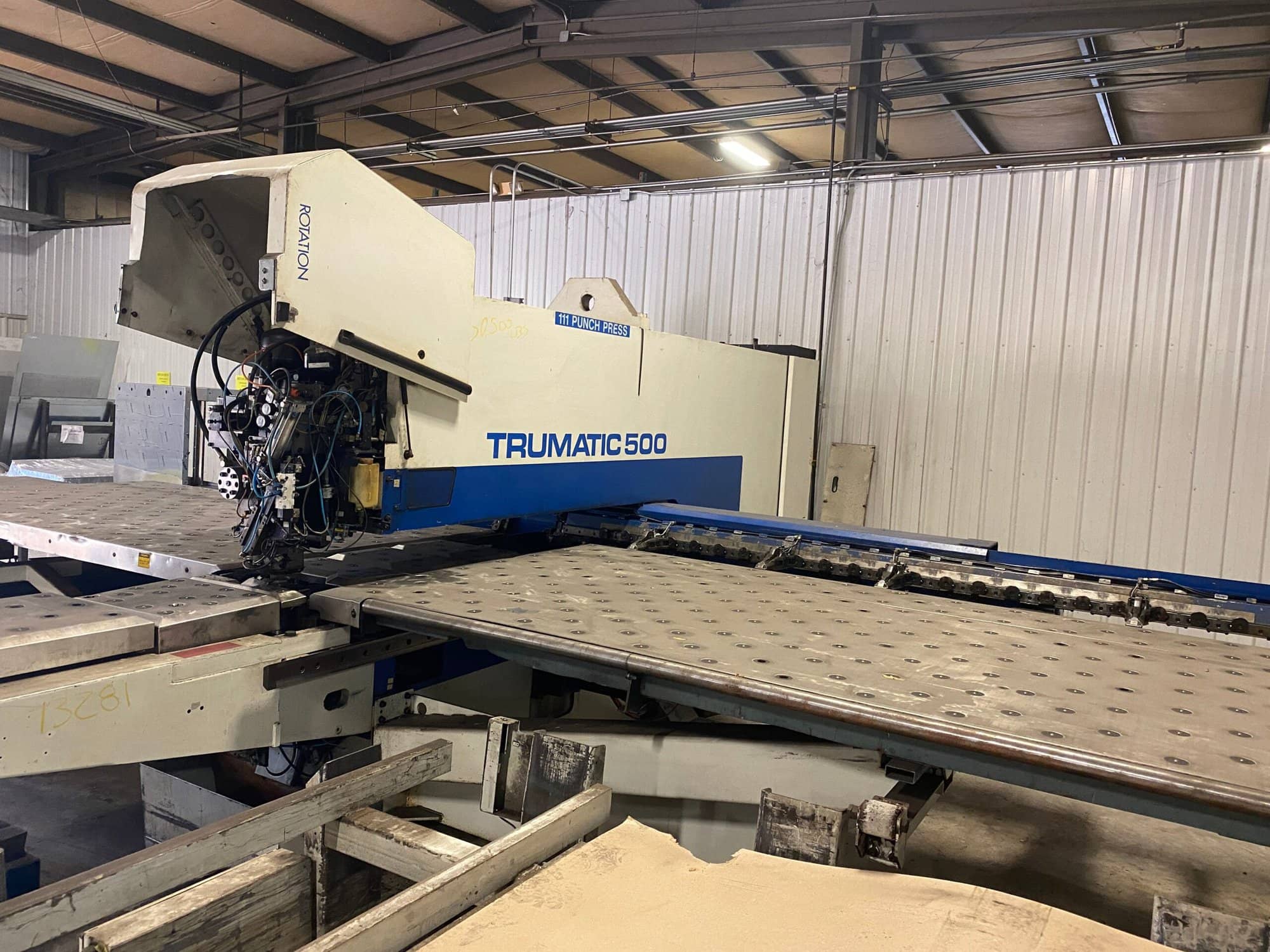 25 Ton Trumpf Trumatic 500 CNC Turret Punch, 1998 - 4' x 8' Table - Image 4