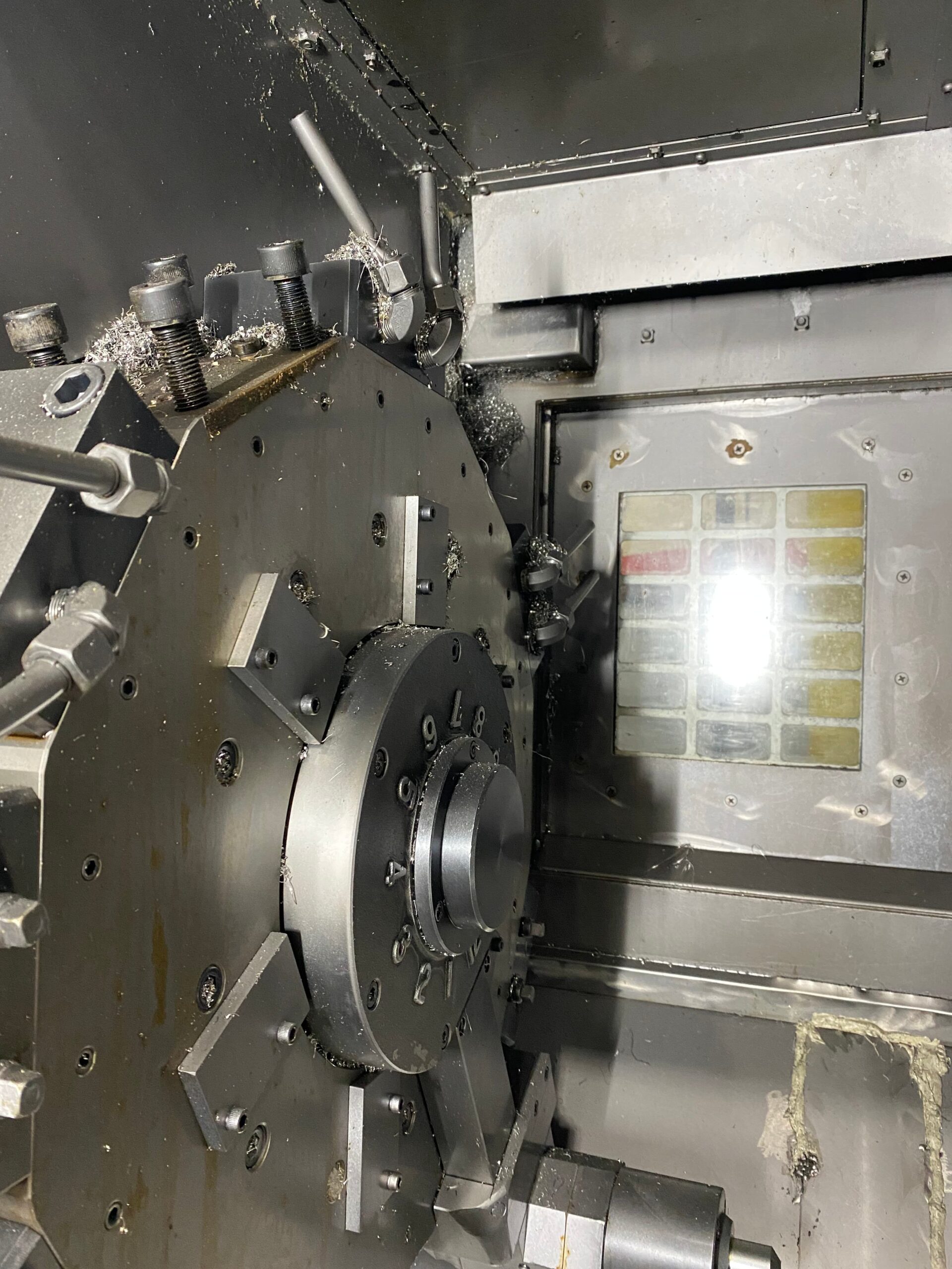 Okuma LAW-FII(L) CNC Wheel Lathe, 2011 - Video, Great Condition - Image 8
