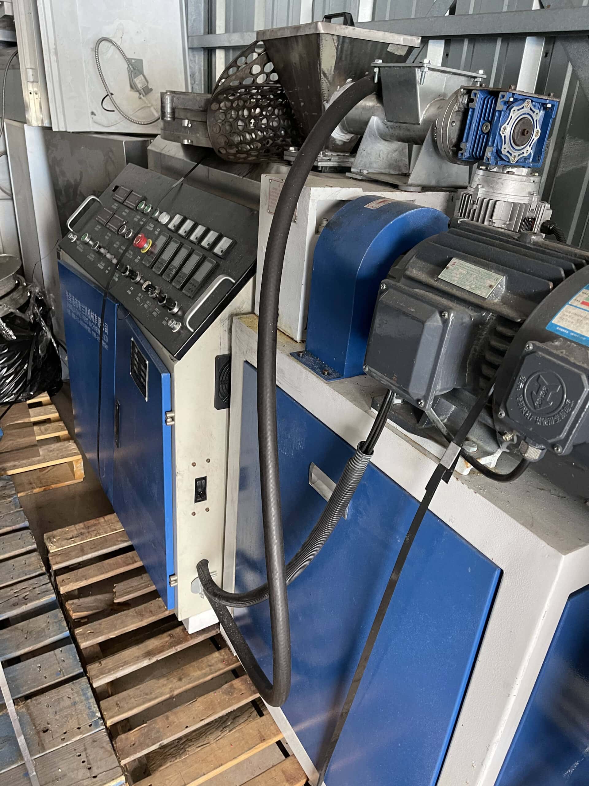 Friend Machinery Plastic Tube Extrusion Line - Image 4
