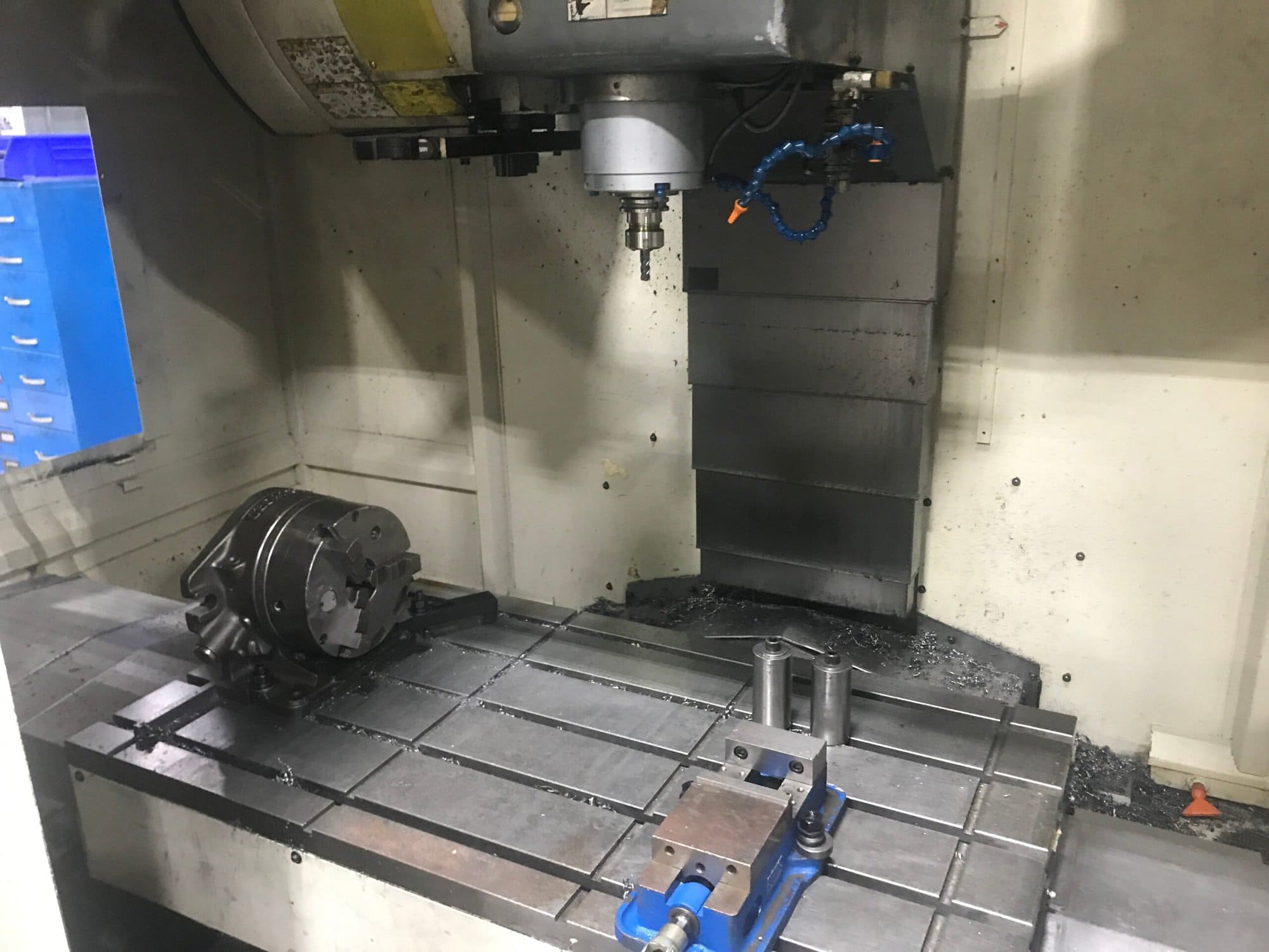 Mighty Viper Pro 1000AG VMC, 2009 - 4th Axis, Chip Conveyor - Image 4