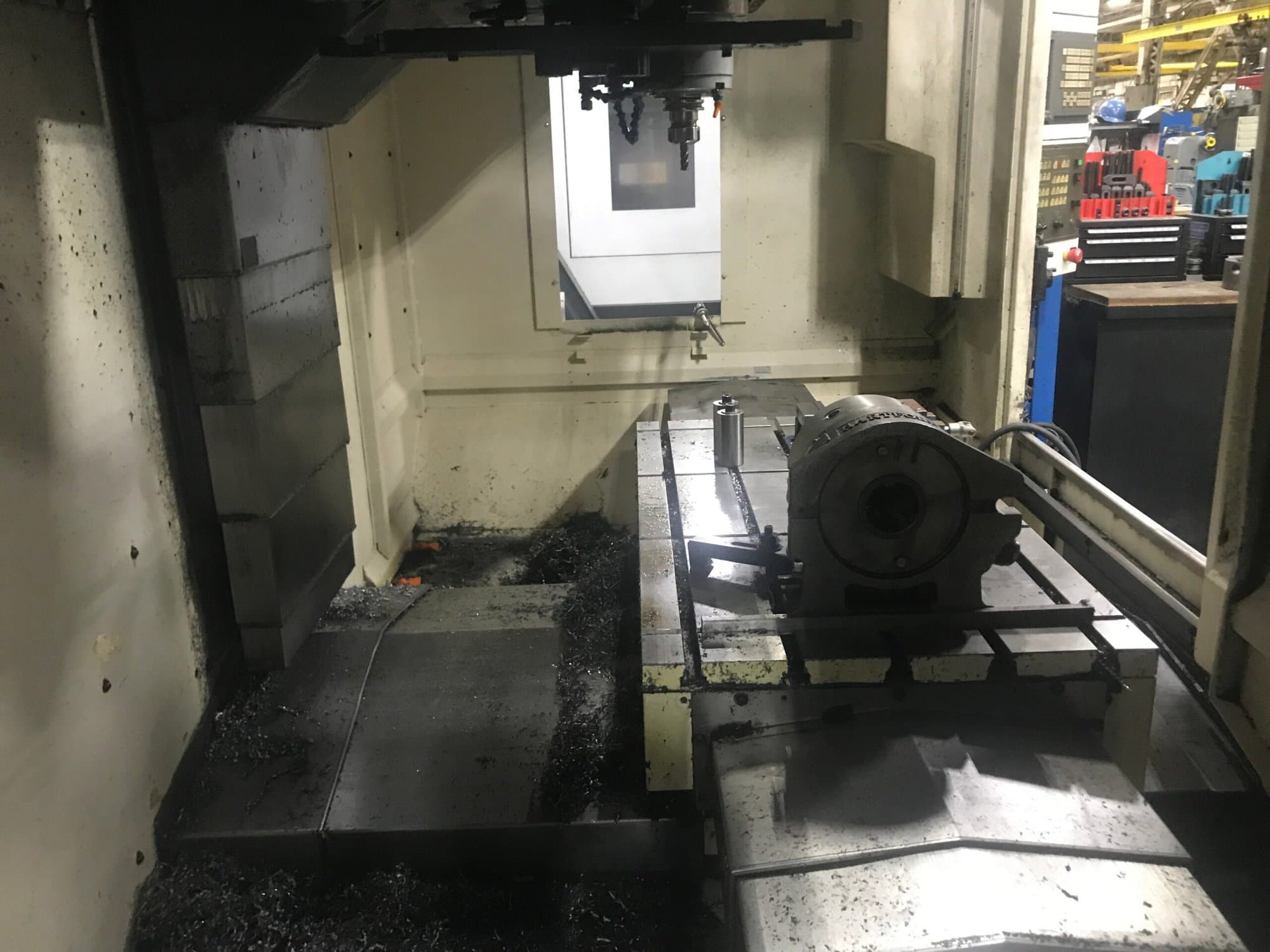 Mighty Viper Pro 1000AG VMC, 2009 - 4th Axis, Chip Conveyor - Image 5