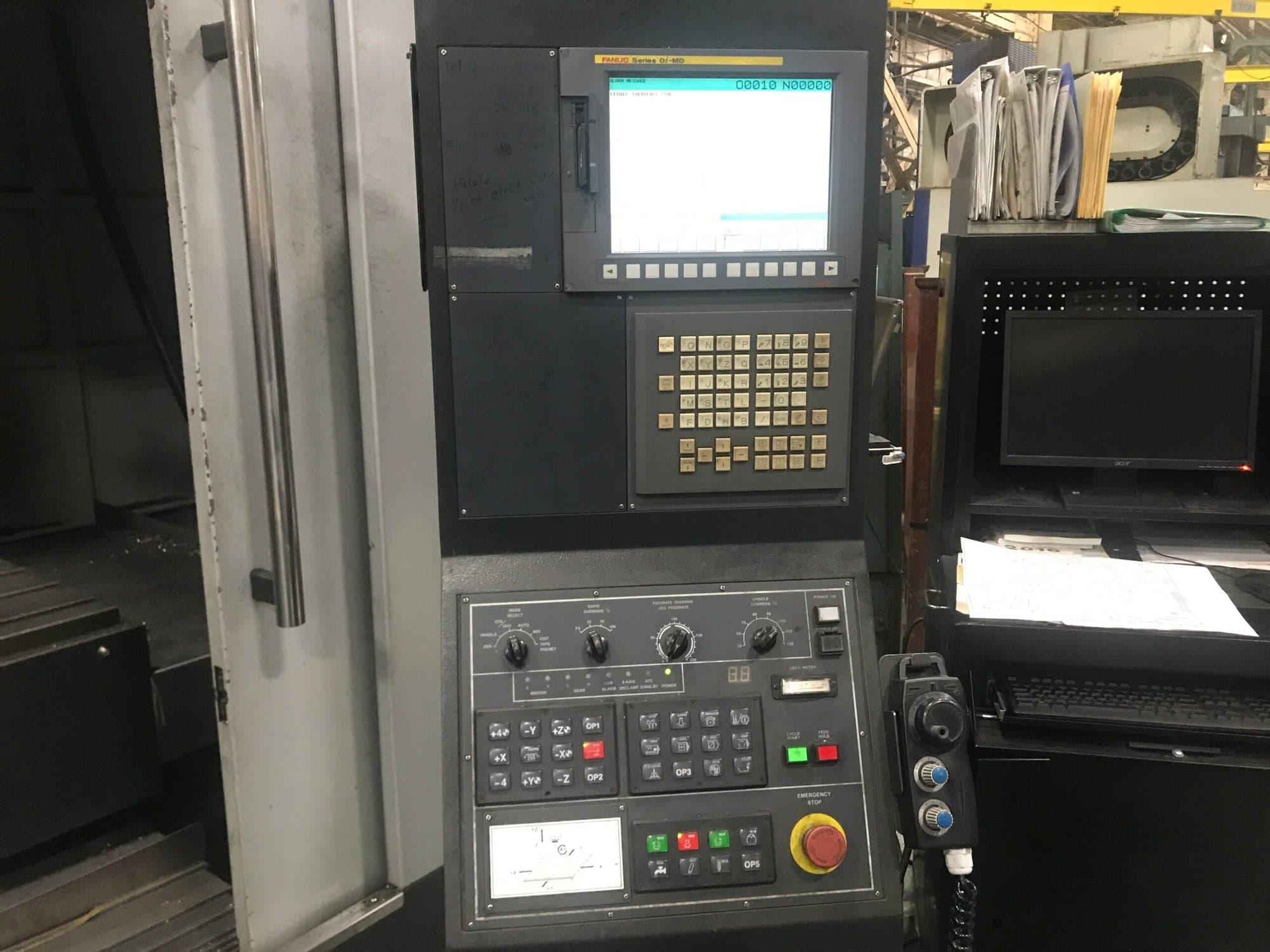 Sharp SVG-6335A VMC, 2012- 40 Station ATC, Fanuc Oi-MD - Image 7