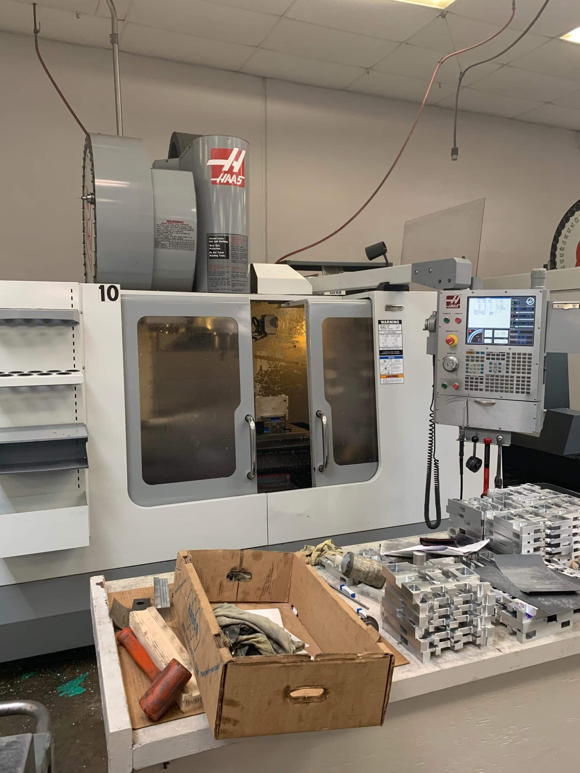 Haas VF-3SS VMC, 2007 - SMTC, 4th Axis Drive/Wiring, Under Power, Video - Image 2