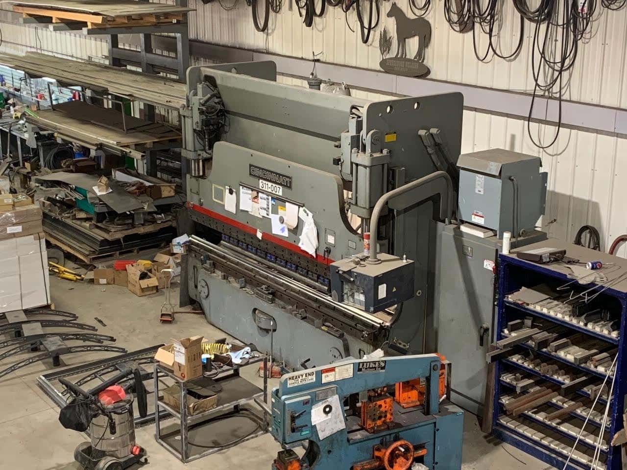 135 Ton x 12' Cincinnati Autoform CNC Press Brake, 1999 - 6 Axis Back Gauge - Image 2