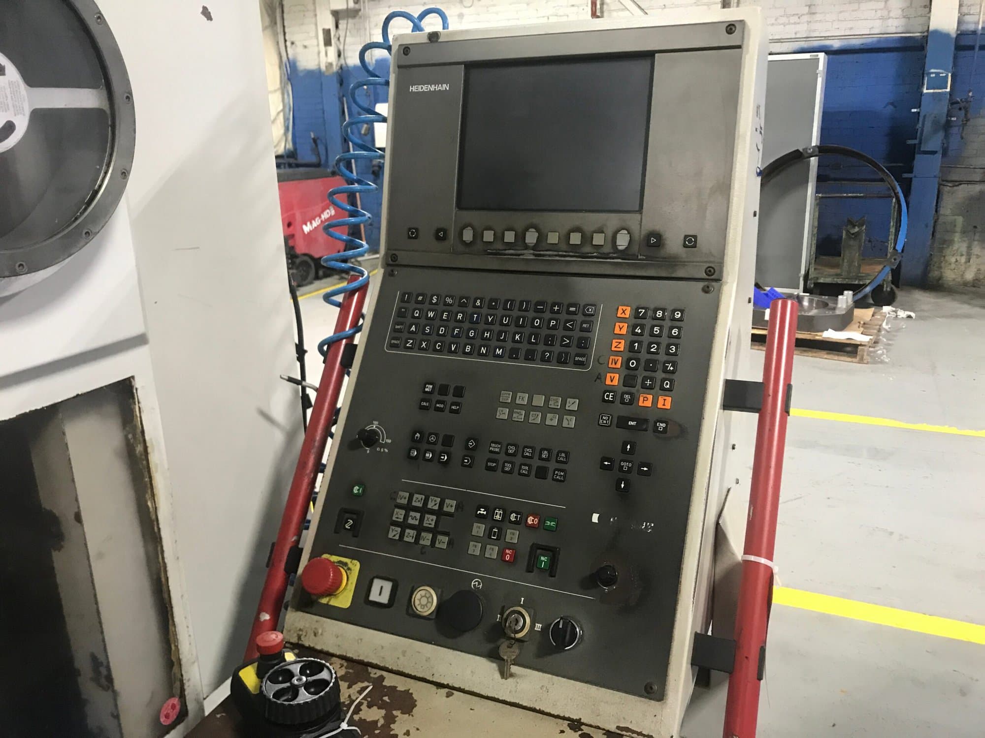 Hermle C 600U VMC, 2000 - 5 Axis, Chip Conveyor - Image 2