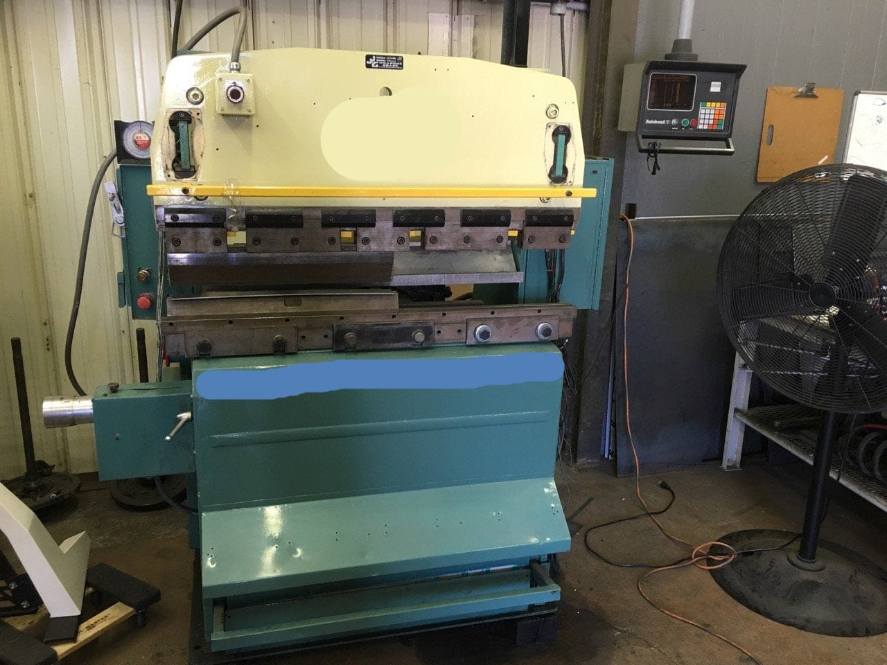 25 Ton x 4' Amada Promecam CNC Press Brake, 1980s - Hurco AutoBend