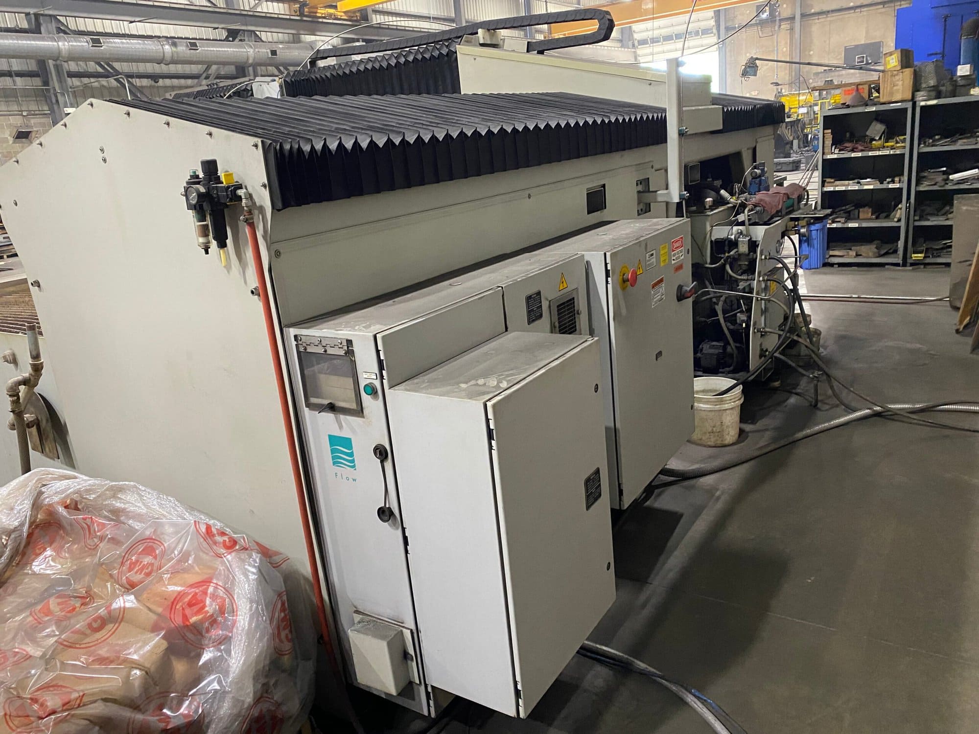 6' x 12' Flow I6012 Flying Bridge Waterjet, 2008 - 60,000 PSI - Image 7