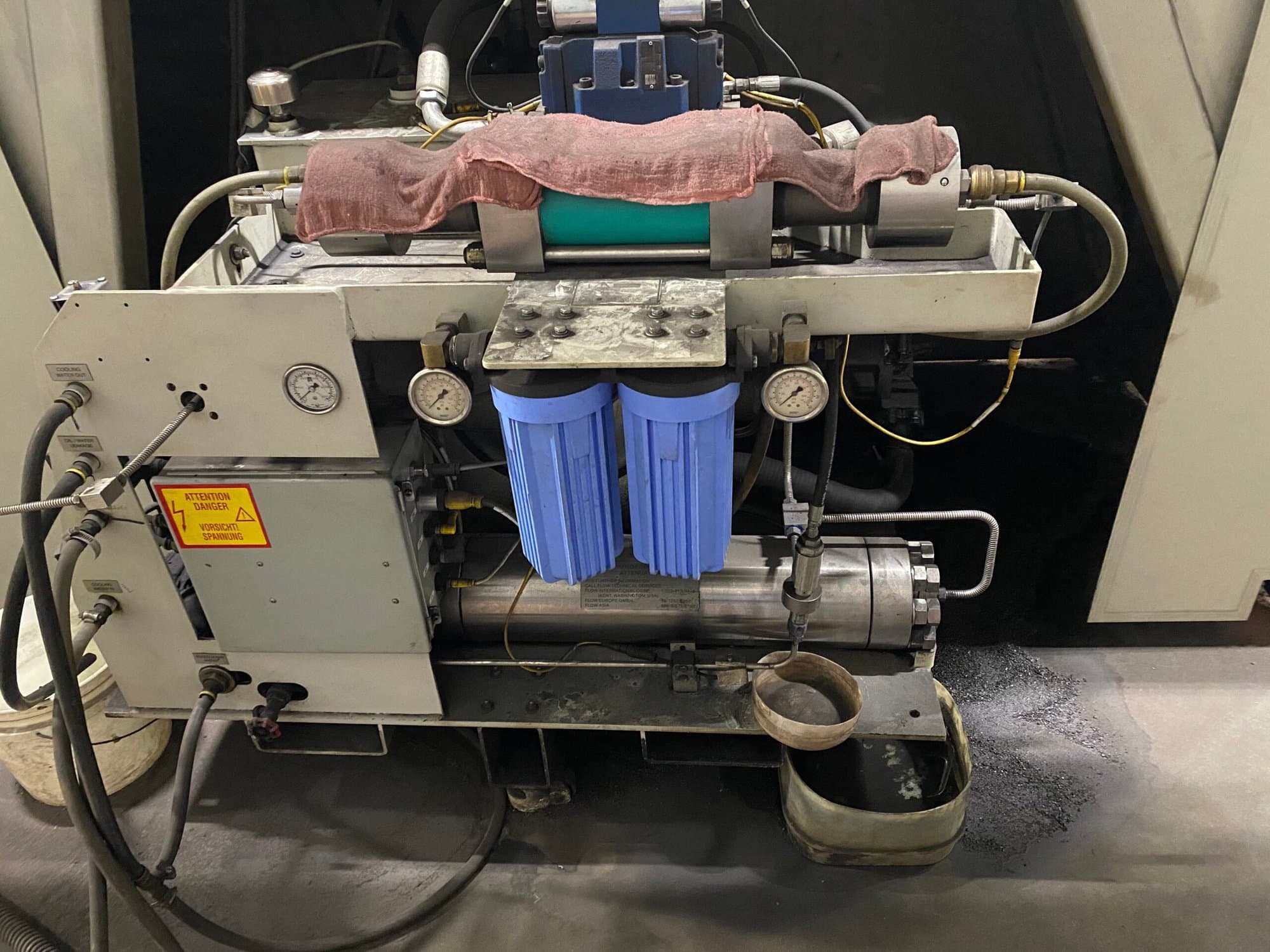 6' x 12' Flow I6012 Flying Bridge Waterjet, 2008 - 60,000 PSI - Image 6