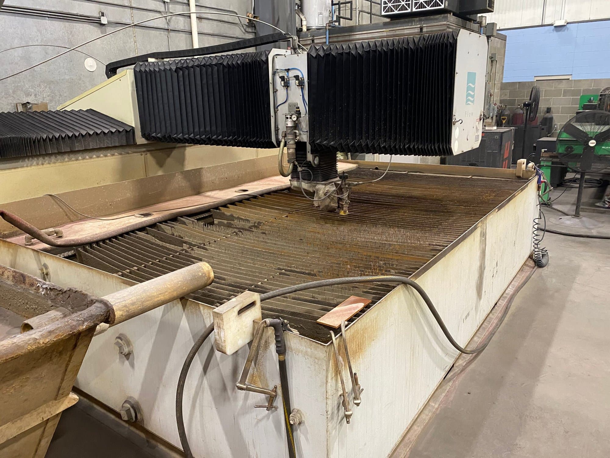 6' x 12' Flow I6012 Flying Bridge Waterjet, 2008 - 60,000 PSI - Image 3