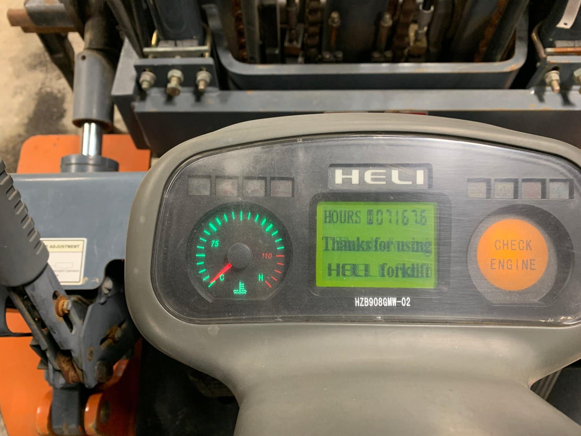 3 Ton Heli H2000 Series 30 Liquid Propane Forklift - Image 4