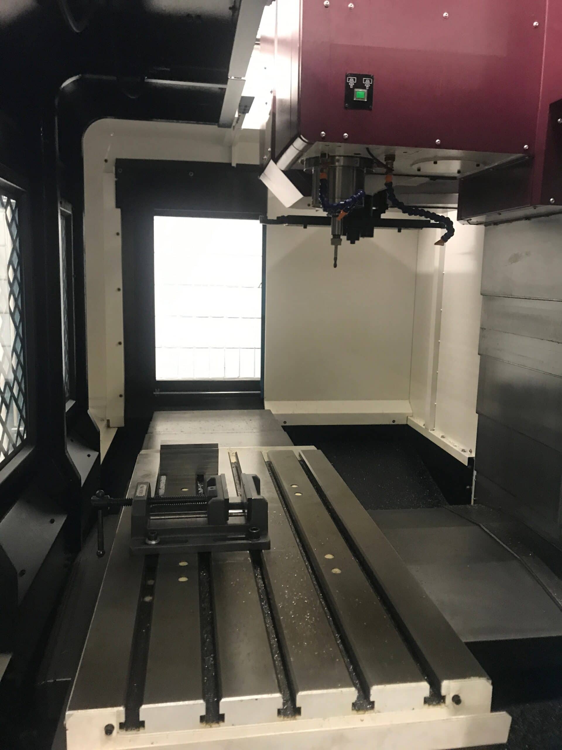 DMTG VDL 1000 VMC, 2015 - Fanuc Control - Image 6