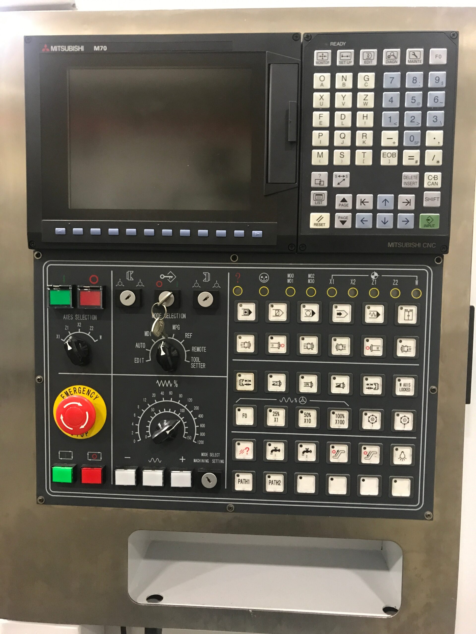 DMTG DL-20MSTD CNC Dual Turret Slant Bed Lathe, 2012 - Mitsubishi M70 Control, Sub-spindle, Chip Conveyor - Image 3