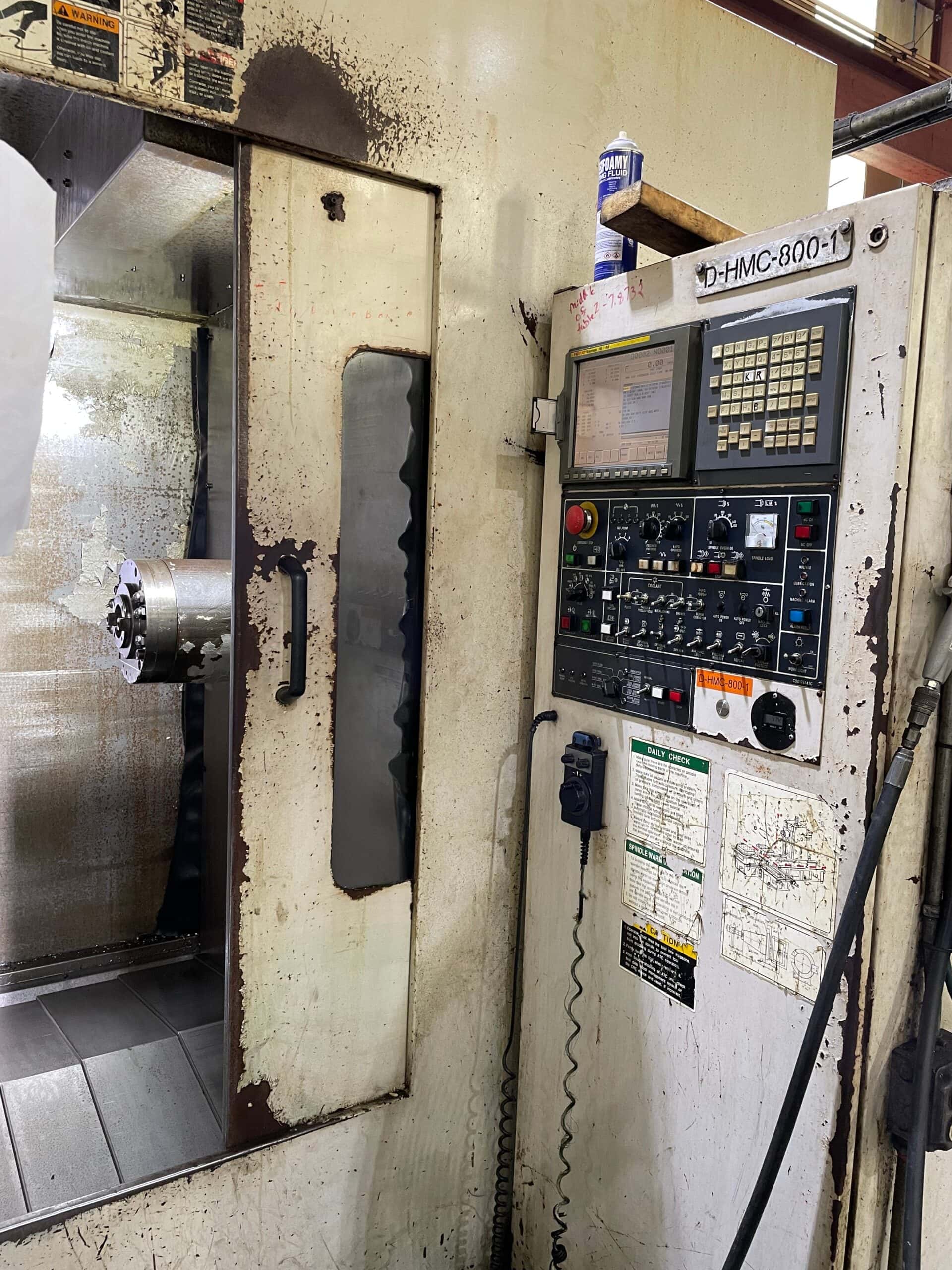Daewoo DHM-800 HMC, 2002 - TSC, Chip Conveyor - Image 2