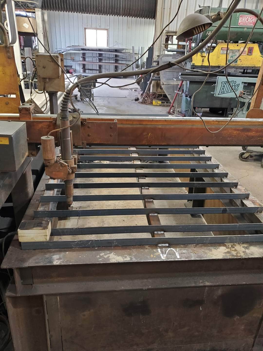 ESAB Silhouette 1000 4’x8’ Plasma Table, 2000s, Hypertherm 1650 Plasma, Oxy/Acetylene Included
