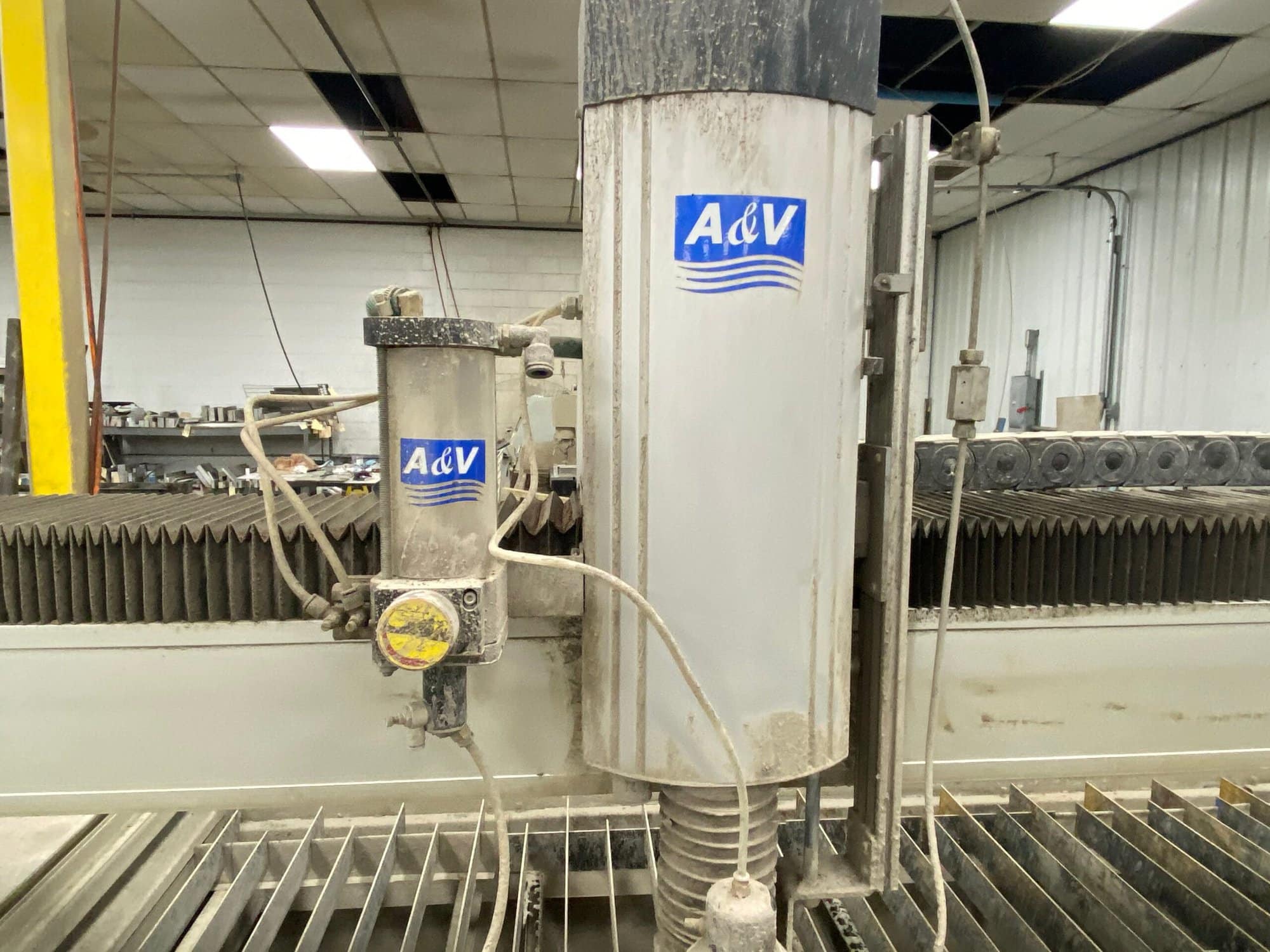 4'x8' A&V 0804BA Waterjet, 2016 - 55,000PSI, Intensifier Just Rebuilt - Image 4