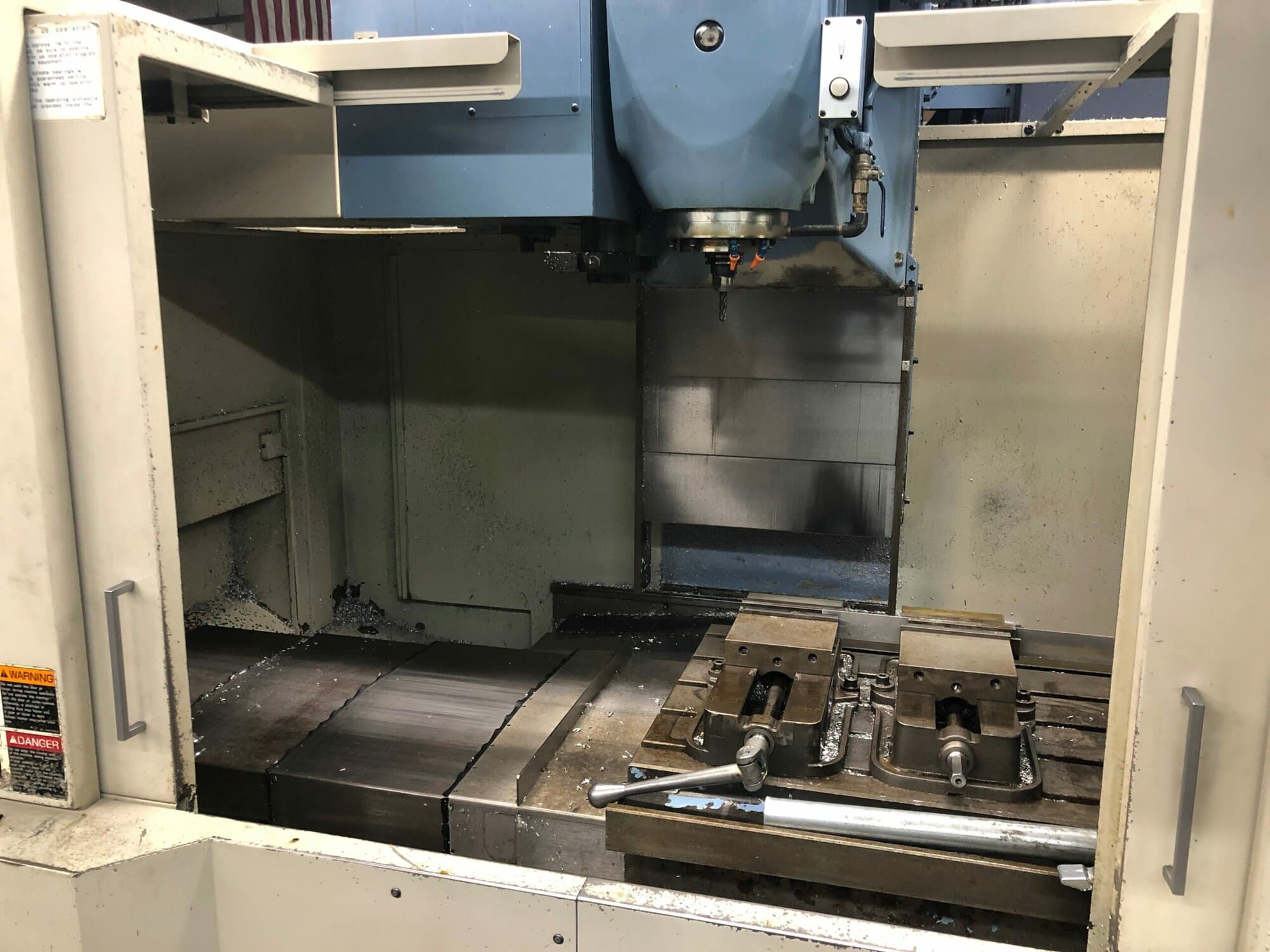 OKK VM5-II Vertical Machining Center, 2000 - 40"x20" Table - Image 2
