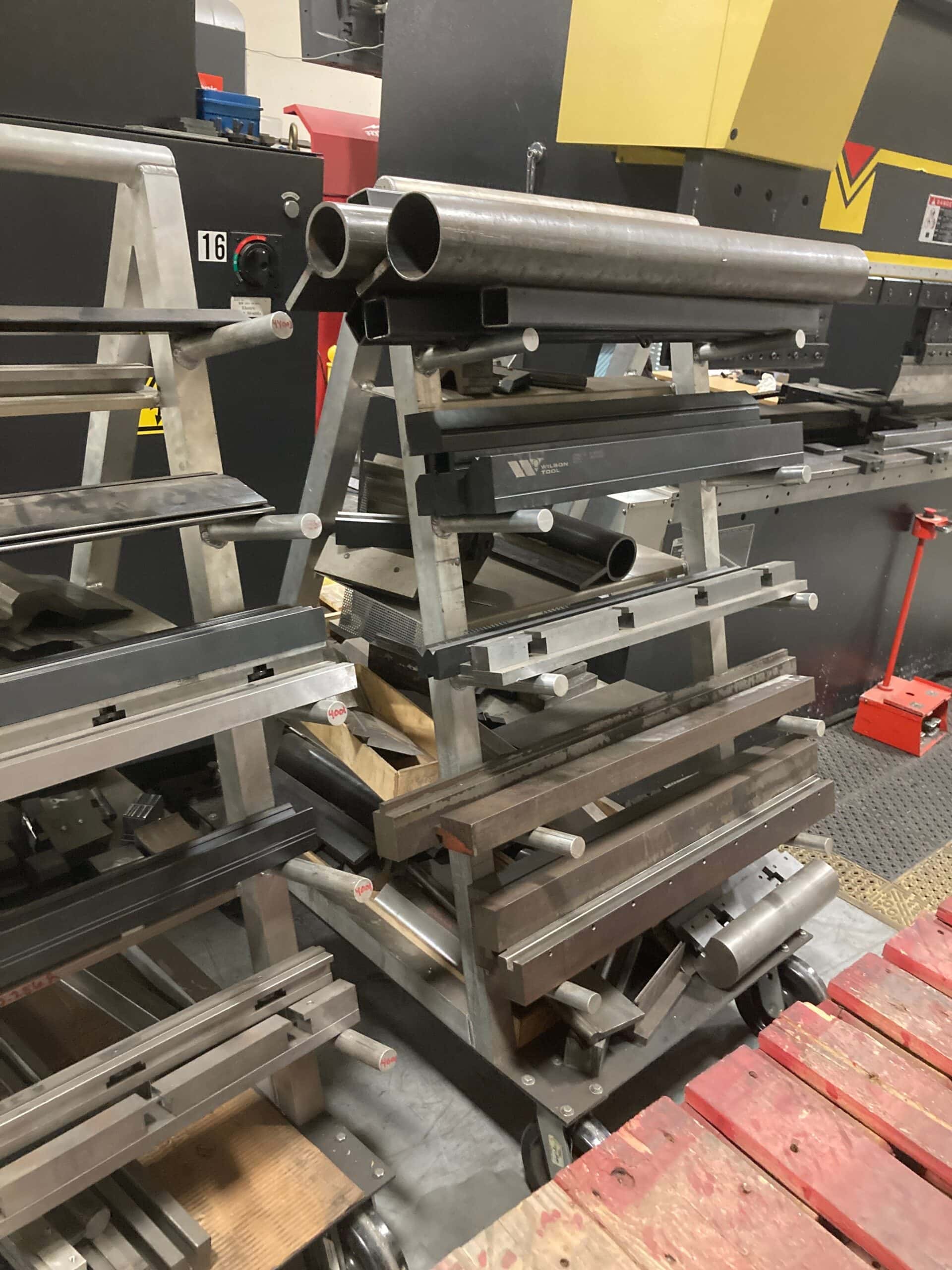 60 Ton x 6' Toyokoki/Amada APB-5620WU CNC Electric Press Brake, 2009 - Image 4