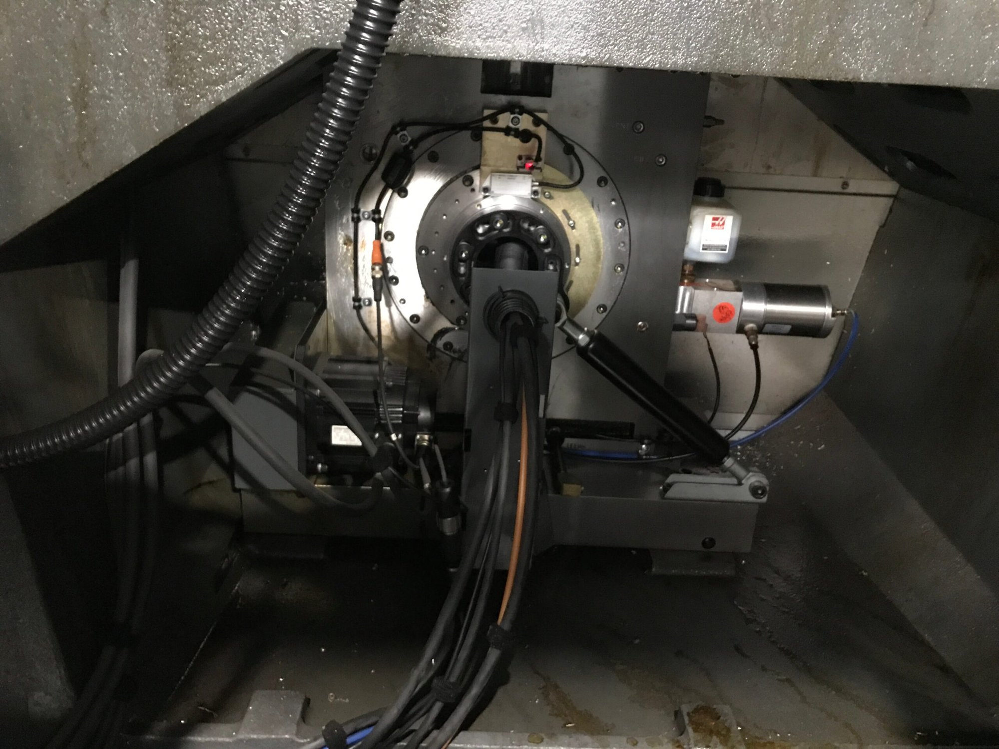 Haas UMC-750, 2017 - TSC, WIPS, High Speed Machining, Available Immediately - Image 6