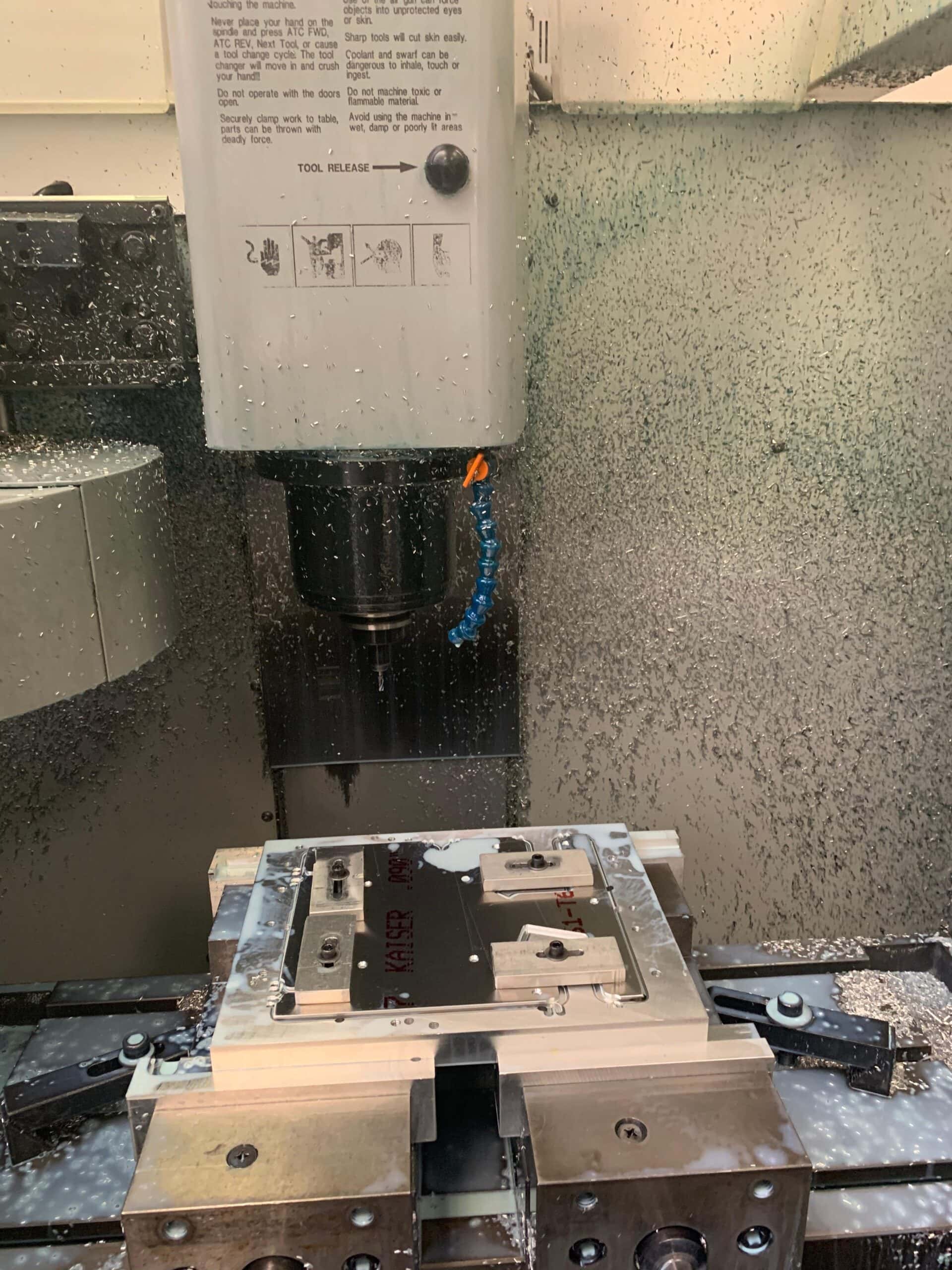 Haas Mini Mill VMC, 2005 - Rigid Tap, Coolant Pump Kit, 6k RPM Vector/brushless, Under Power - Image 7