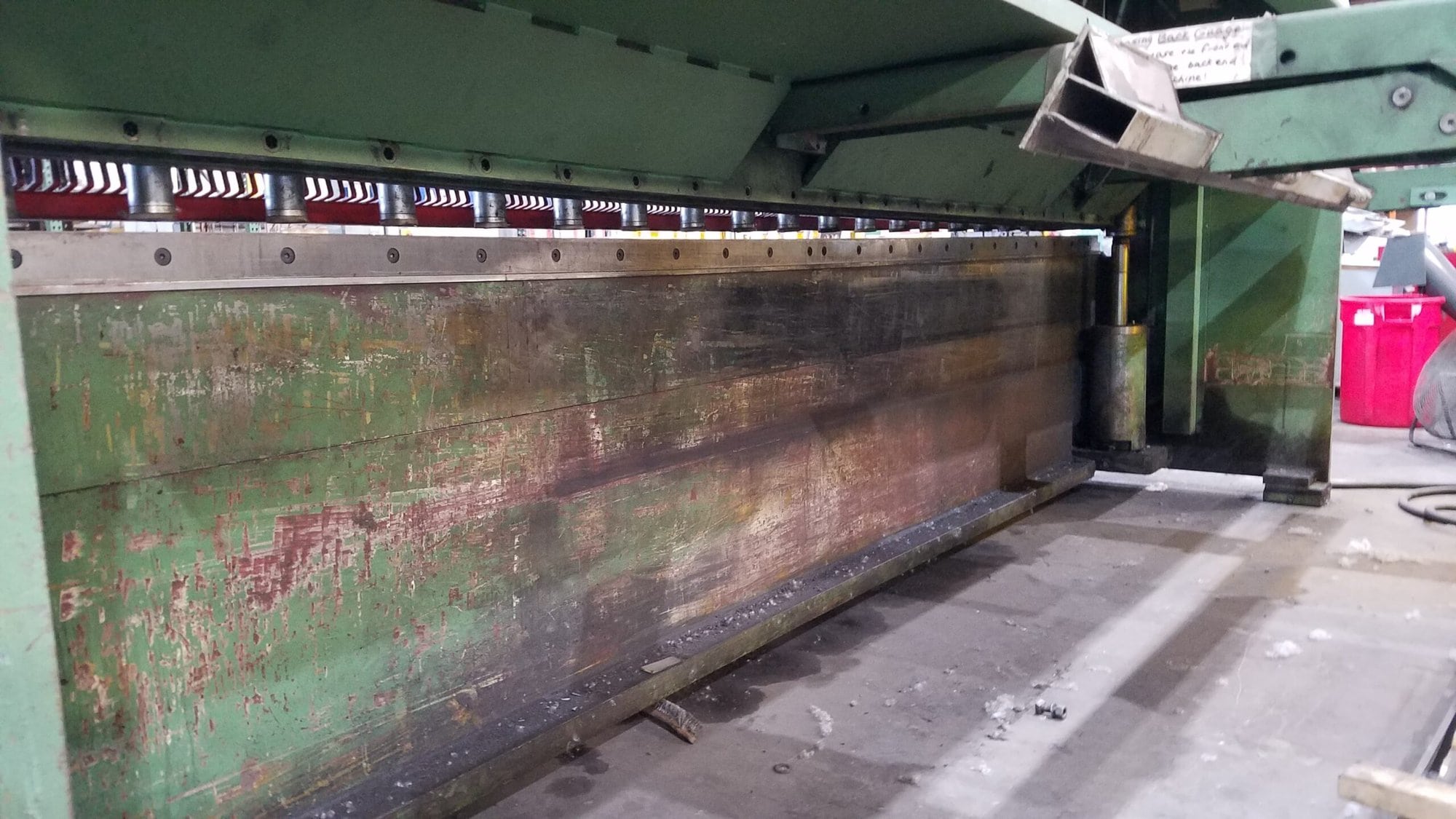 1/2" x 13.5' Guifil GHE 1340 Guillotine Shear, 1995- Power Backgauge, Adjustable blade gap - Image 6