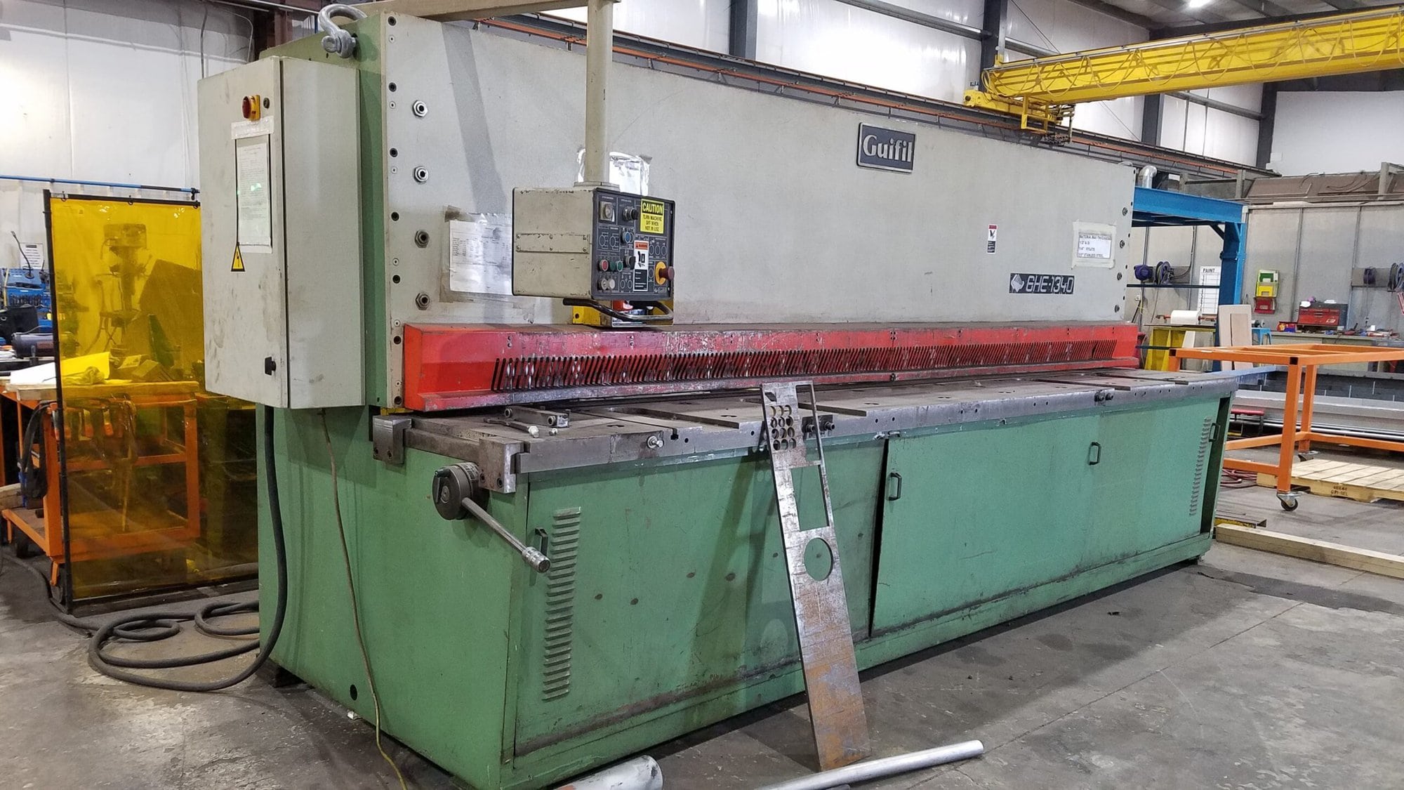 1/2" x 13.5' Guifil GHE 1340 Guillotine Shear, 1995- Power Backgauge, Adjustable blade gap - Image 3