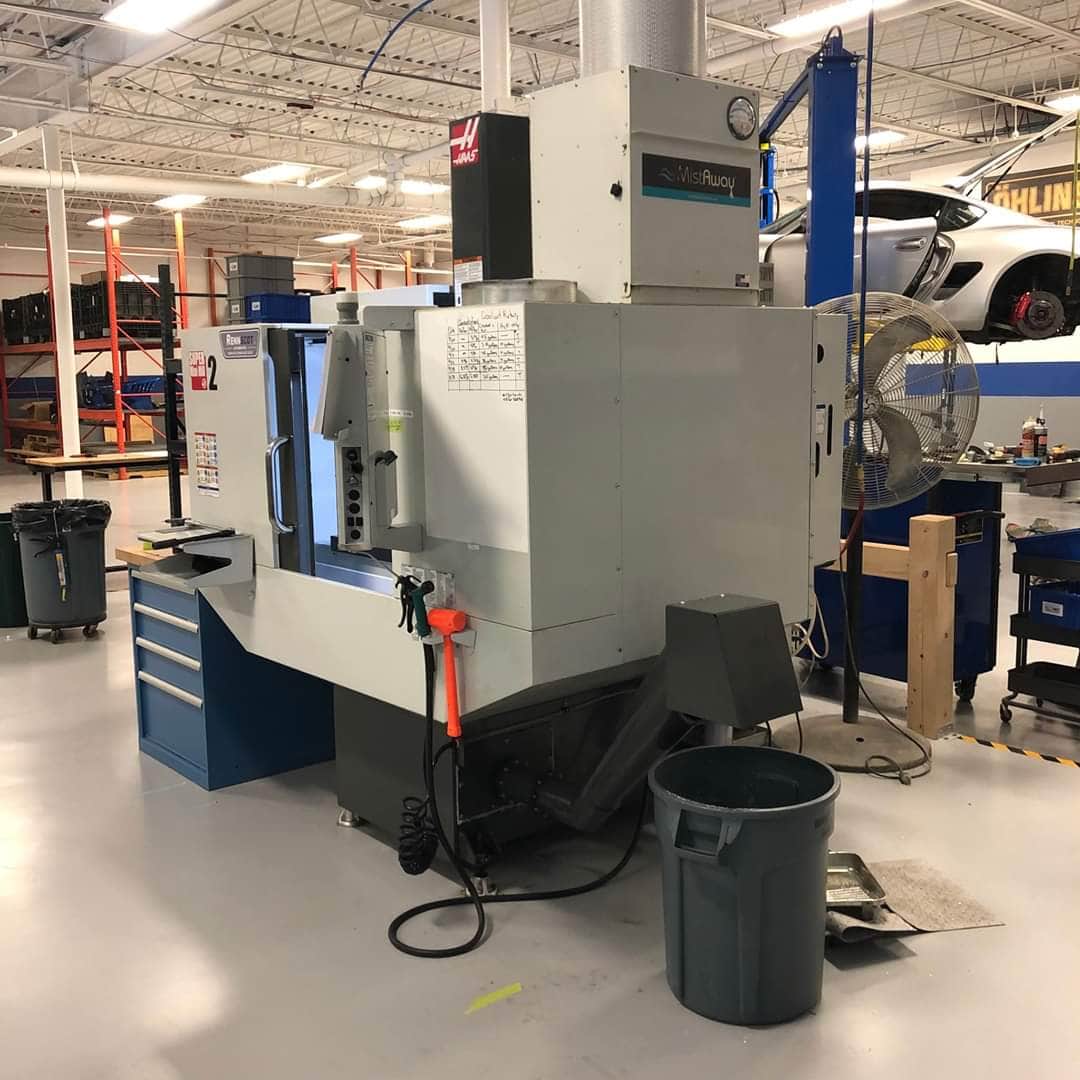 Haas Super Mini Mill 2 VMC, 2013 - 4th Axis Ready, Chip Auger, Mist Collector - Image 2