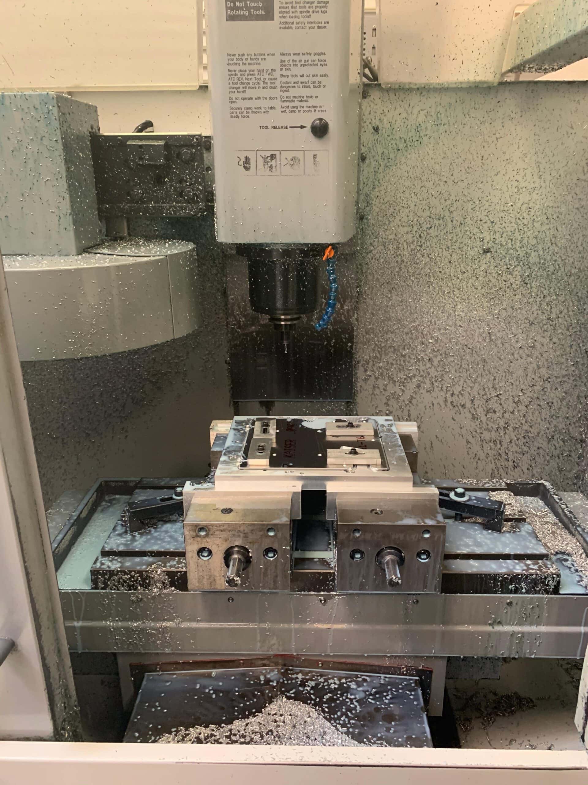 Haas Mini Mill VMC, 2005 - Rigid Tap, Coolant Pump Kit, 6k RPM Vector/brushless, Under Power - Image 10