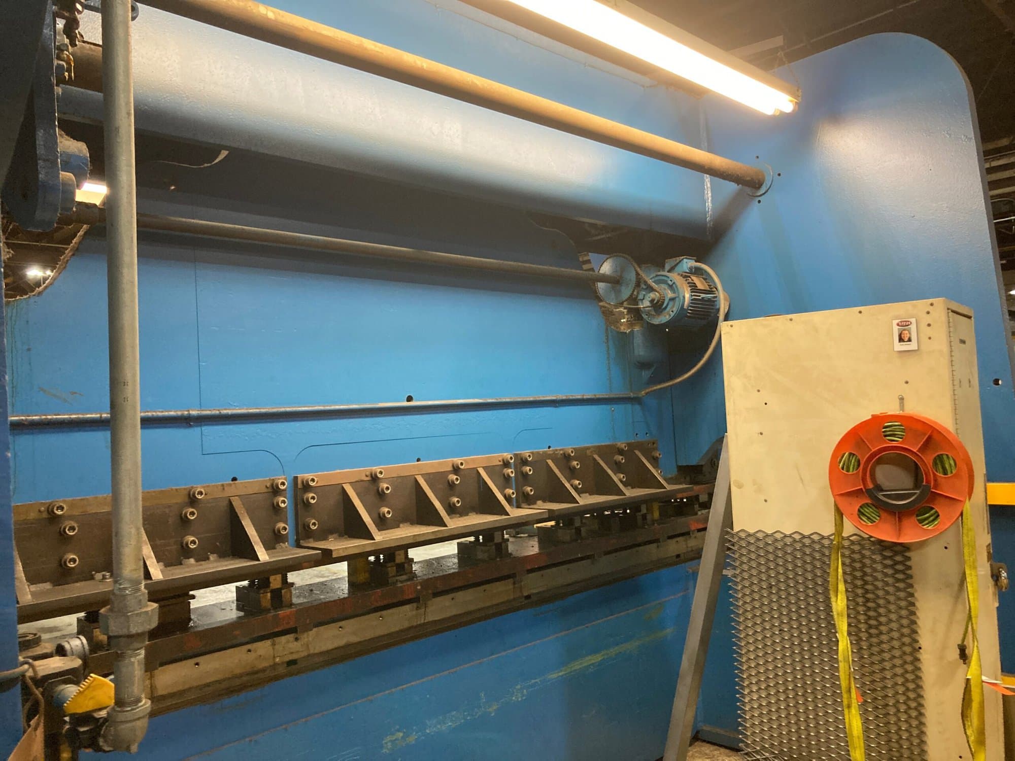 225 Ton x 17' Chicago 510D Press Brake, 1965 - Tooling Included - Image 3