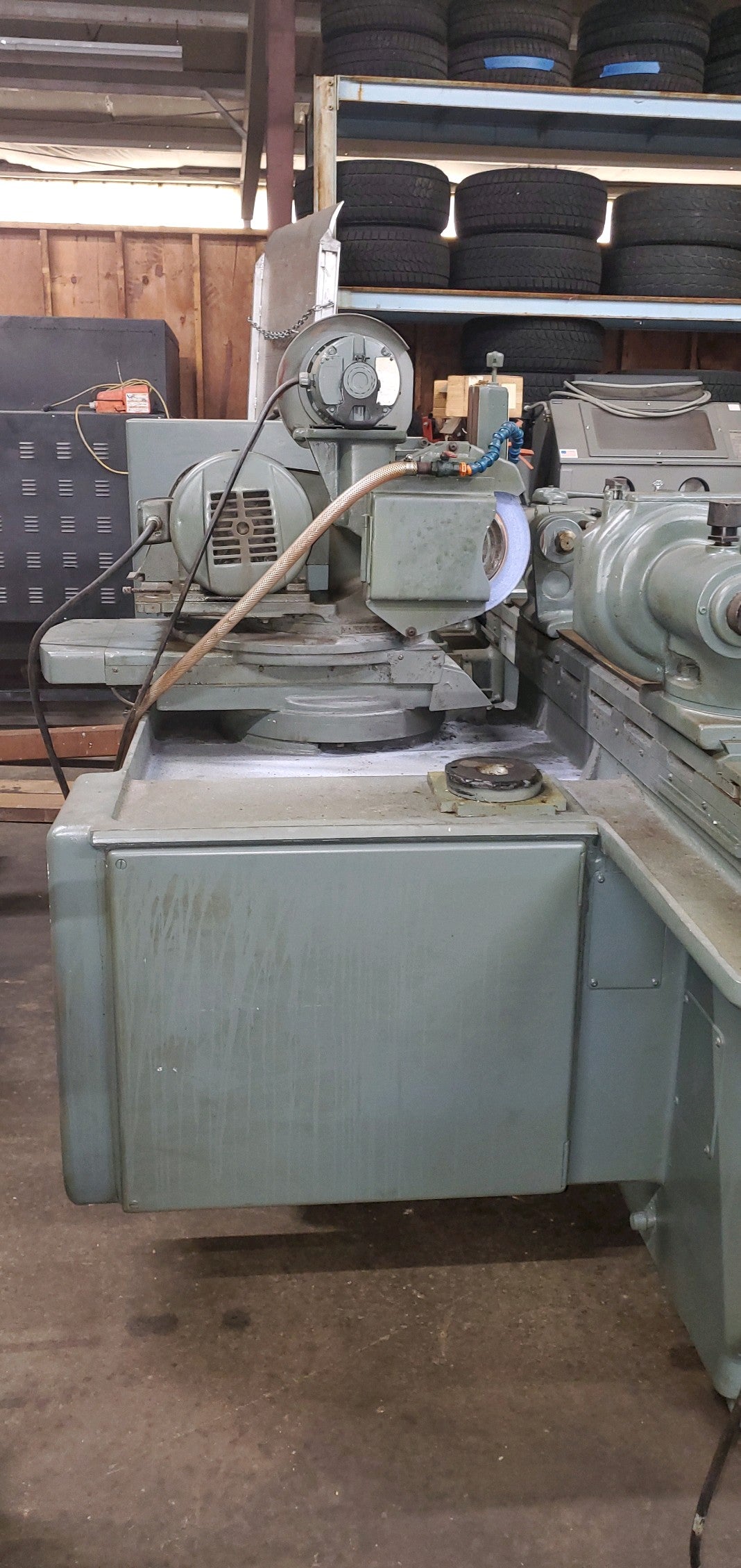 Brown & Sharpe #3 Cylindrical OD Grinder- 14" x 40" - Image 2