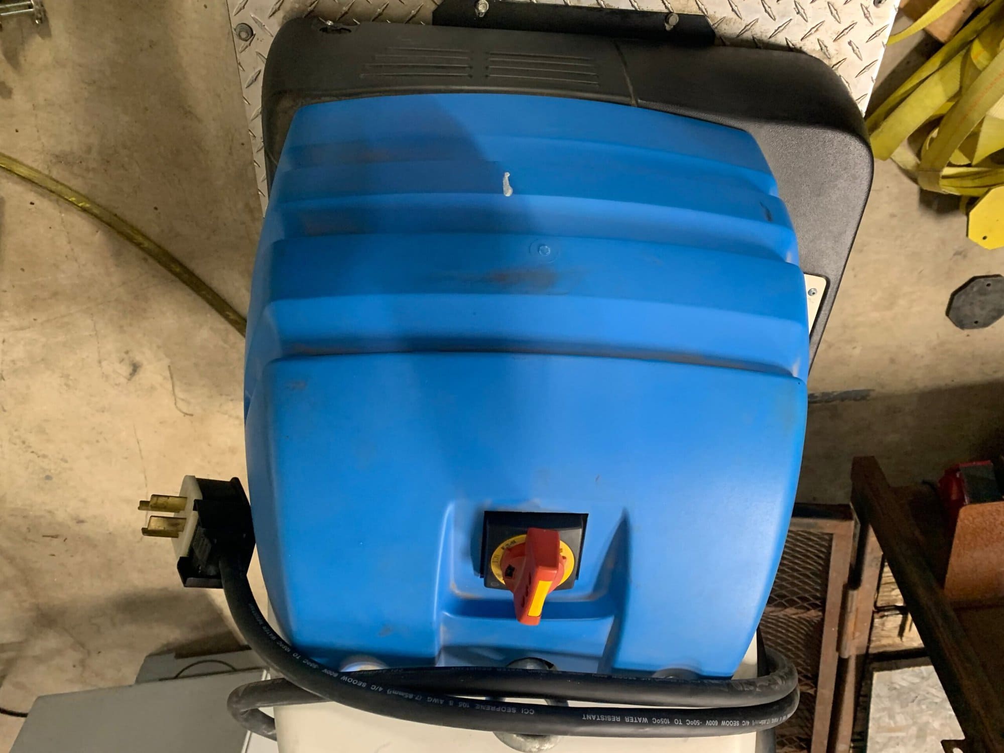 Finn Power P32MS Hose Crimper, 2018 - Image 3