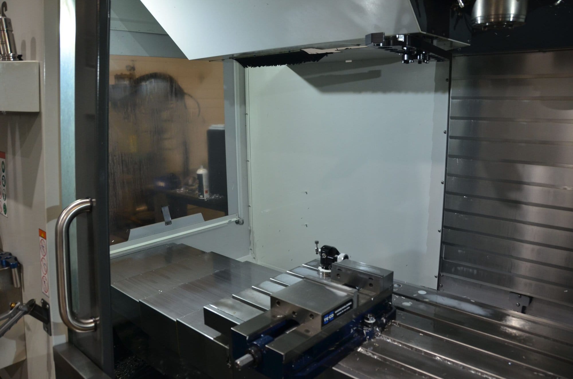 Haas VF-4SS VMC, 2019 - TSC, 5th Axis TR-200Y, Loaded With Options - Image 2