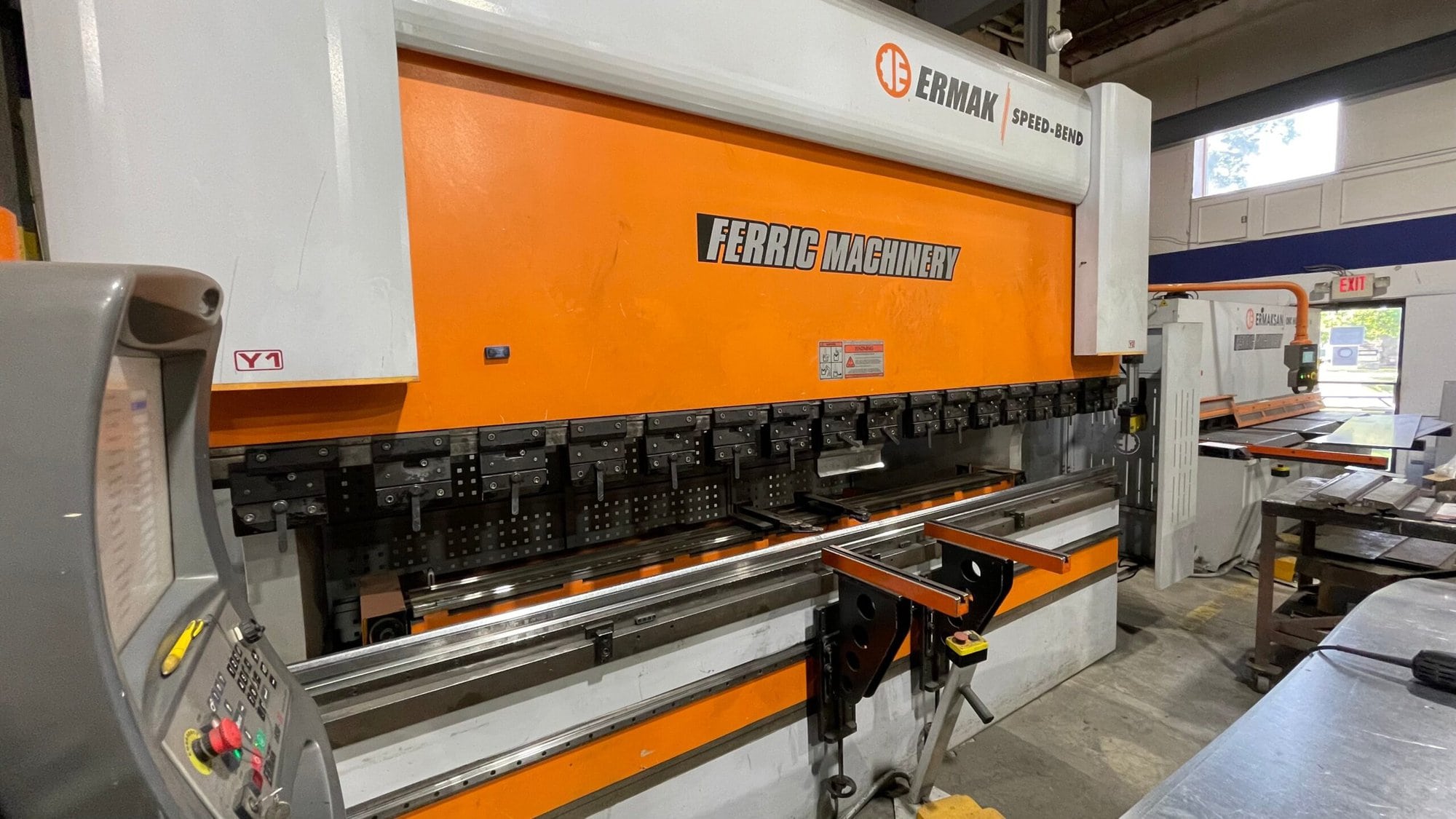 242 Ton x 12' Ermak Speed-Bend CNC Press Brake, 2014- 7-Axis CNC - Image 3