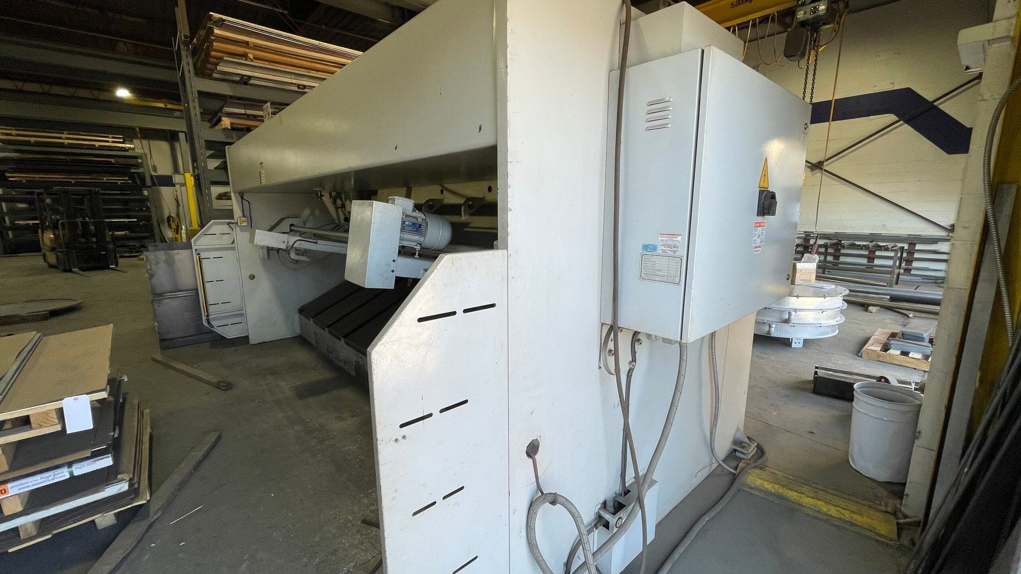 1/2" x 13' Ermak HGD Swing-Beam Shear, 2014- CNC Adjustable Blade Gap, Pneumatic Rear Sheet Supports - Image 5