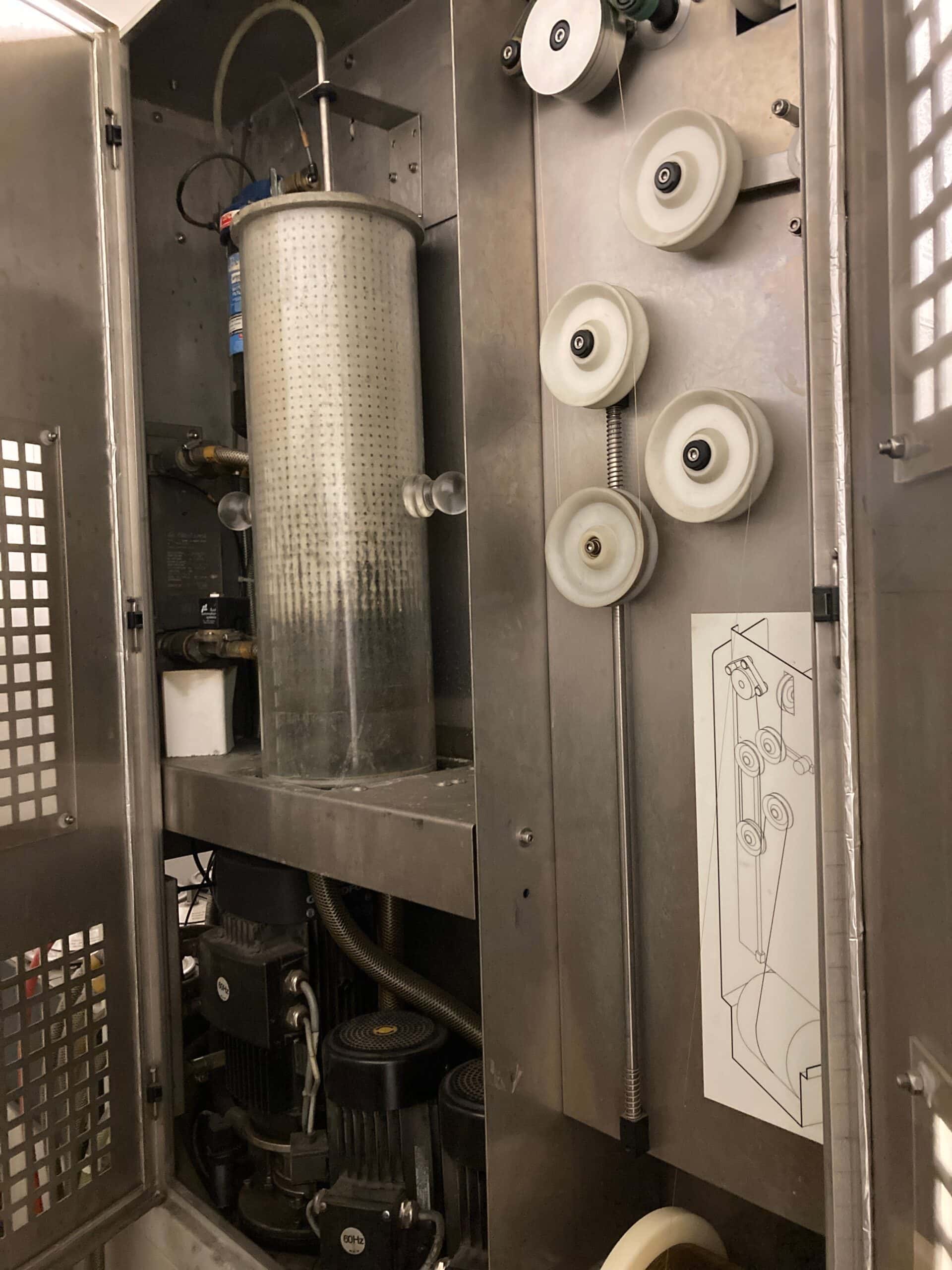 CHARMILLES ROBOFIL 330F Wire EDM Machine, 1998 - Image 5