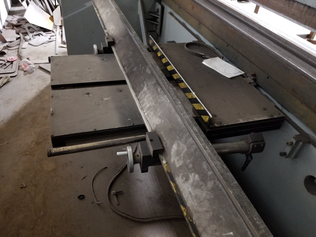 200 Ton X 10’ Brakemaster 20010 Hydraulic Press Brake, Underpower - Image 5