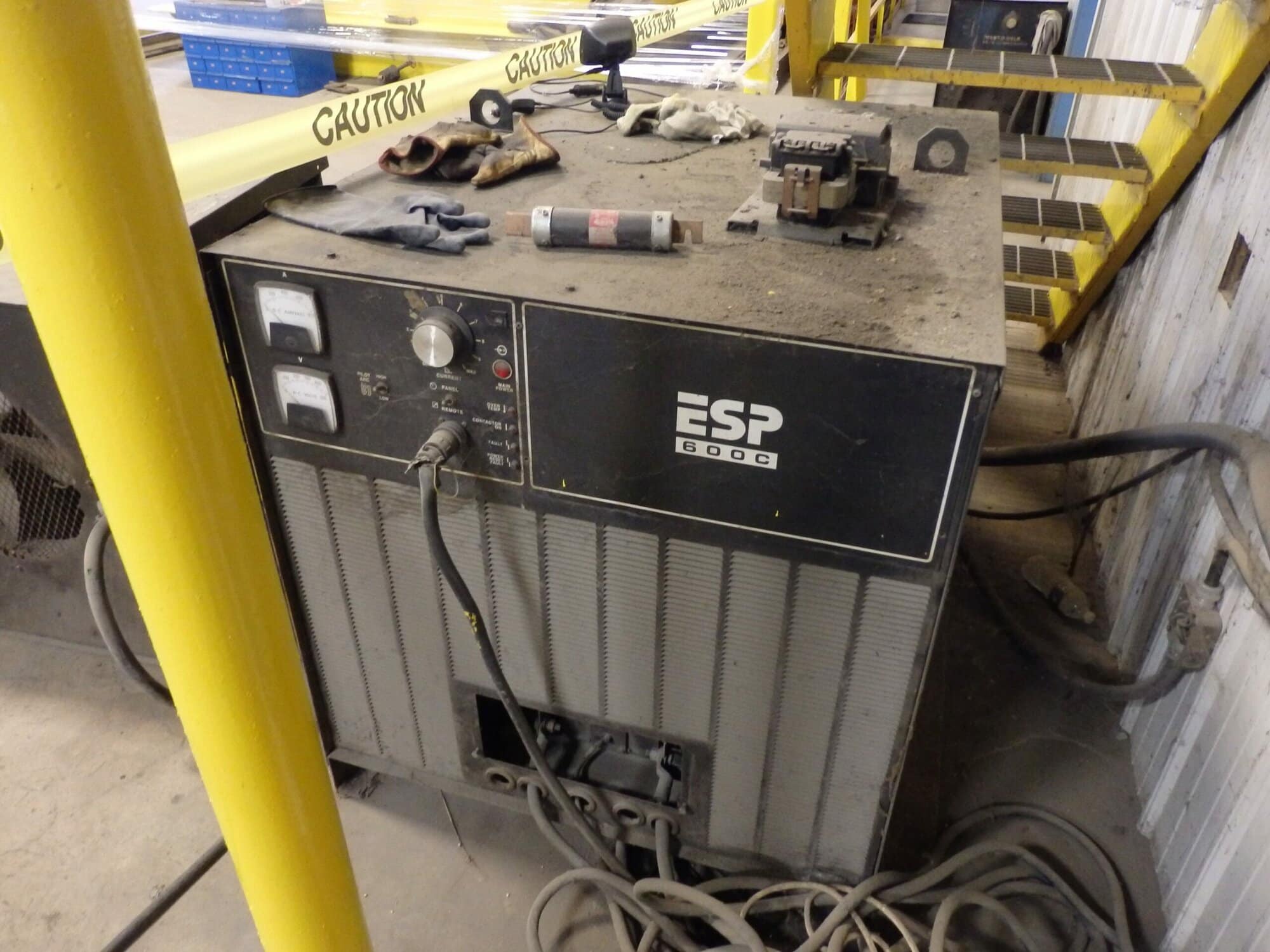 10.5' x 18' Esab Avenger 1 CM-300-12 CNC Plasma Table, 1994- 600 Amp, Spare Power Supply, Under Power - Image 6