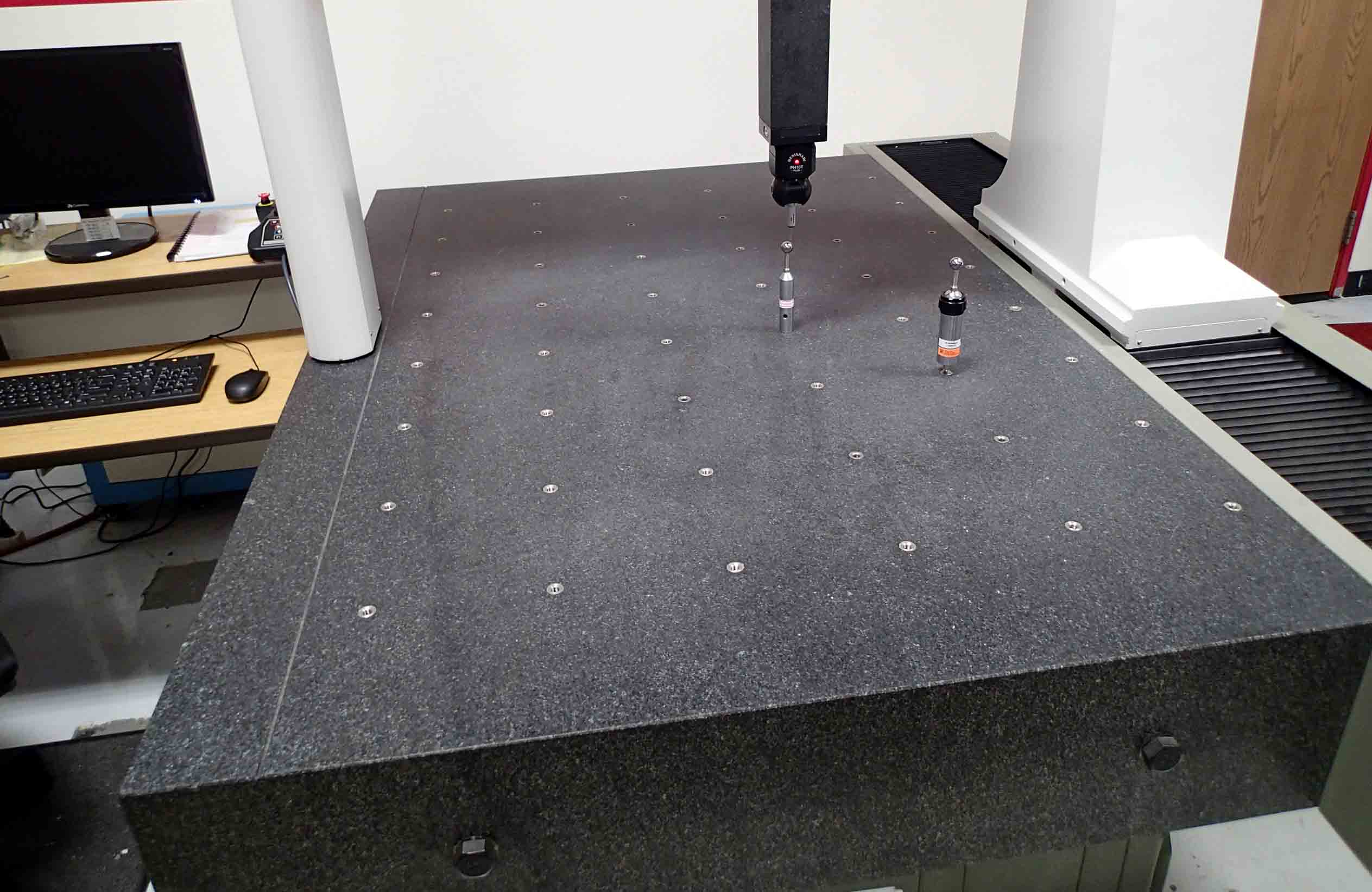 10.12.8 Insight 10128 CMM Inspection Machine, 2012- 40" x 48" x 32" Travels, Renishaw Probe & Scales - Image 6