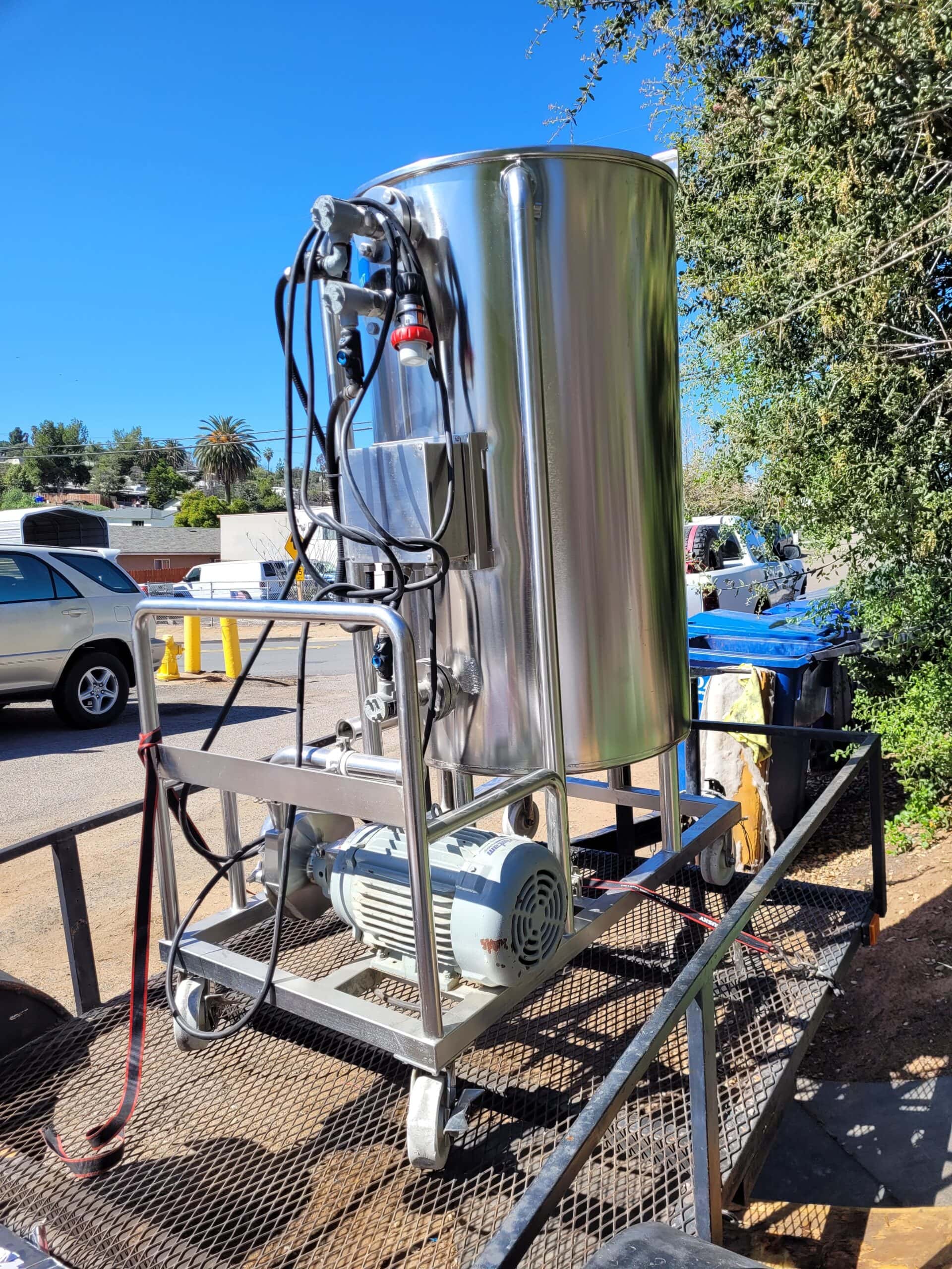 175 Gallon 3' x 5' Todd Street Inc. 316 Stainless Steel Tank - Image 4
