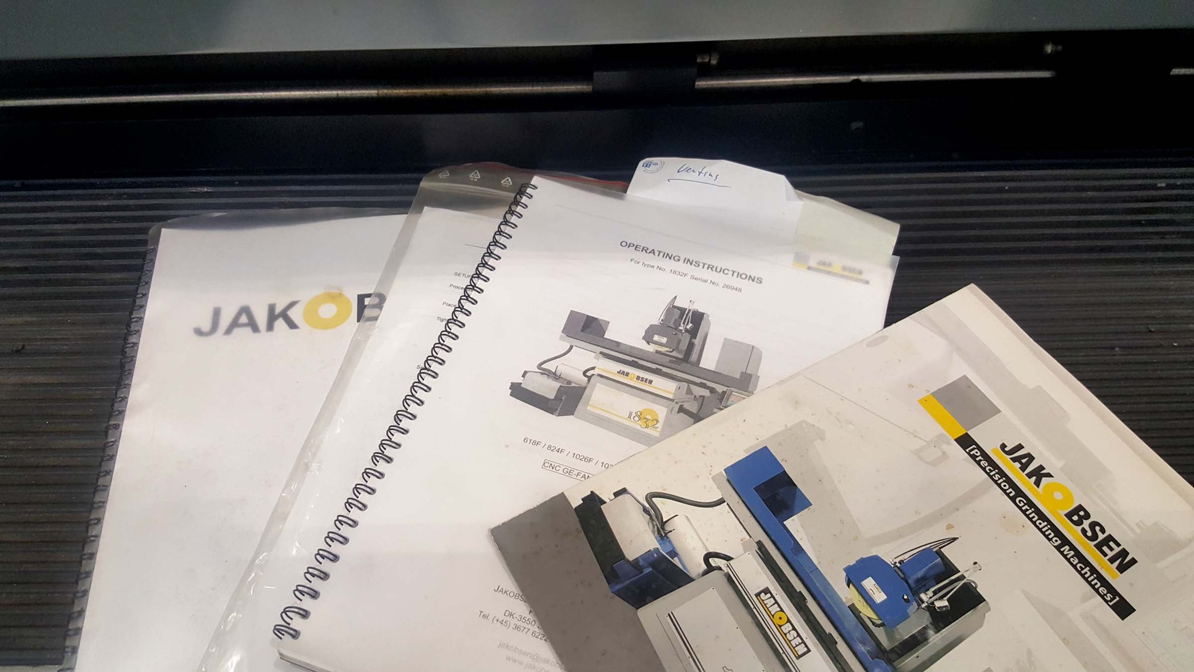Jakobsen 1832 F CNC Surface Grinder, 2006 - Fanuc, Filter, Dresser & Tooling - Image 6