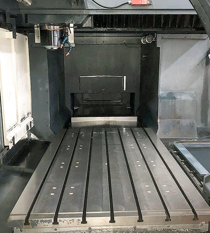 Johnford DMC-2100H CNC Bridge Mill, 2004 - Fanuc, 4th Axis, 5 Axis Ready - Image 3