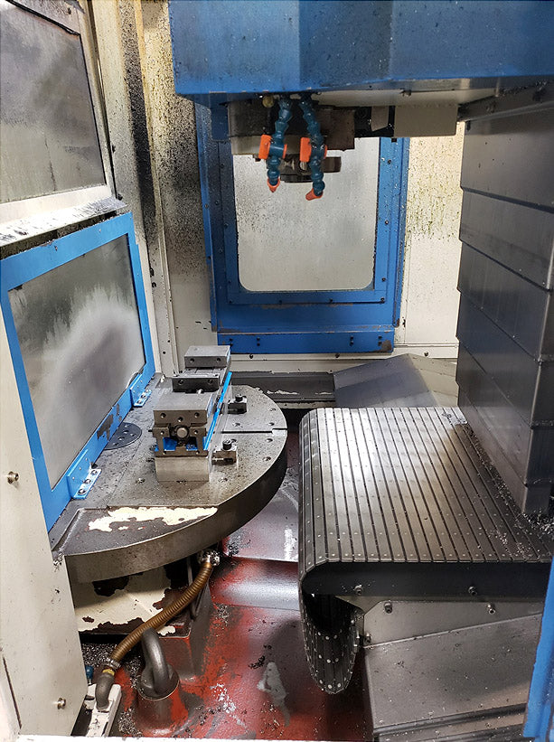 Kia Center V25P Vertical Machining Center, 2004- Fanuc, 2 Pallet, 12K Spindle - Image 3