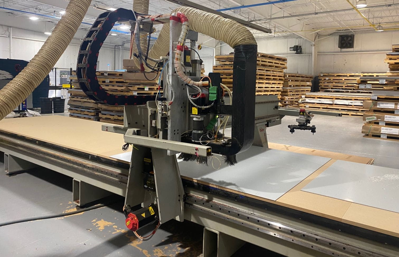 5’ x 24' Komo GT 524 CNC Router, 2010 - w/ Vacuum Pump - Image 4